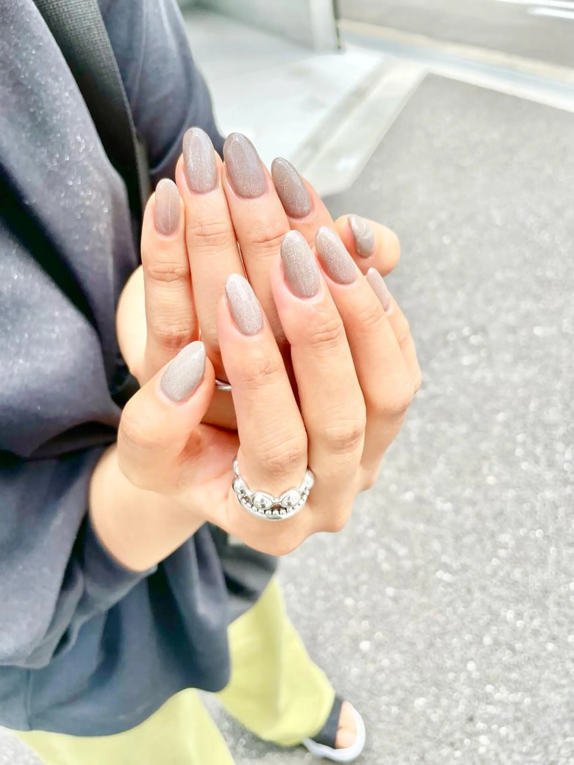 ネイル マグネットネイル ミラーネイル ニュアンスネイル ワンカラーネイル 春ネイル ハンドネイル amati_nail TAKAKOのネイルデザイン