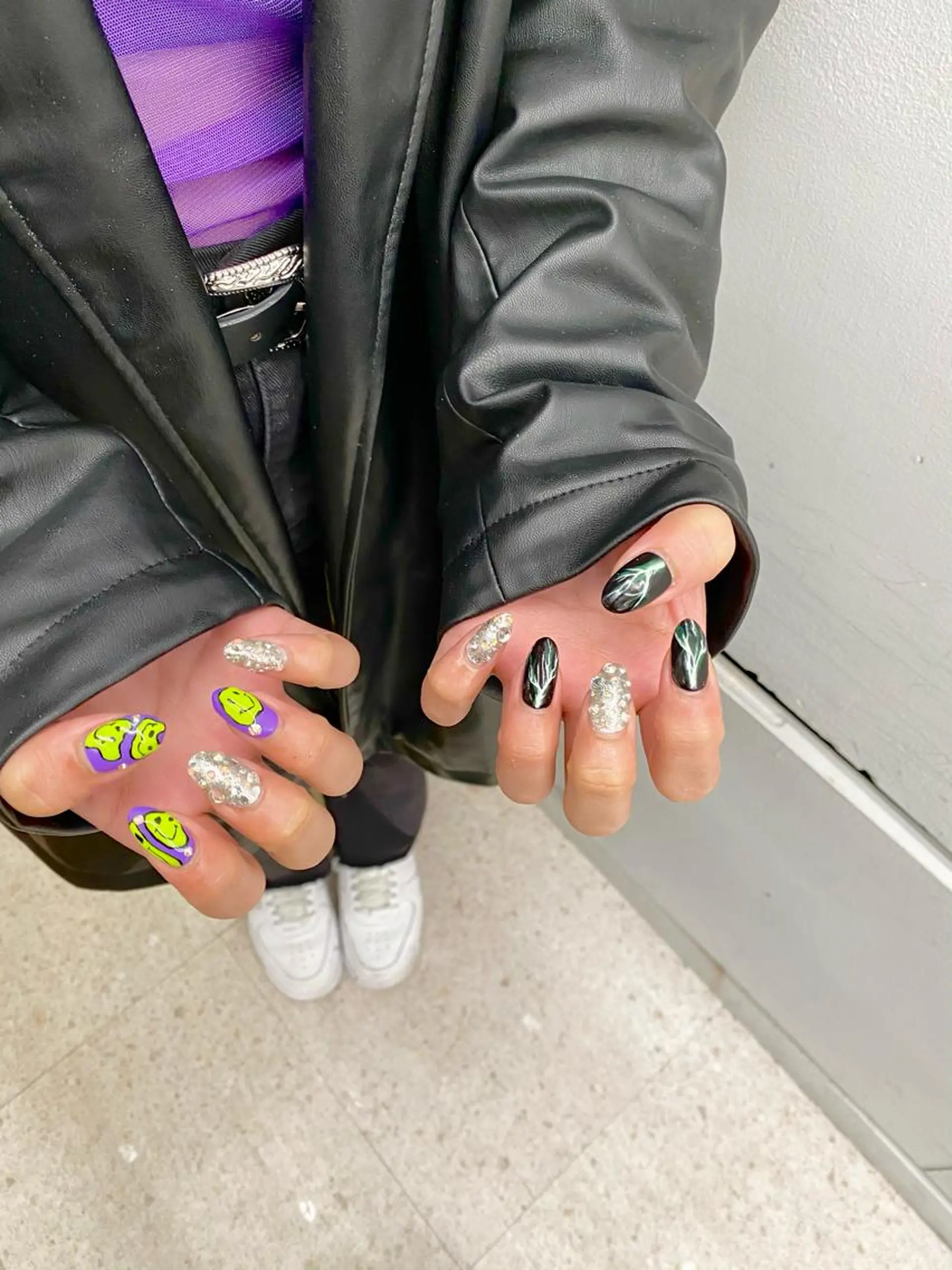 ネイル ハンドネイル 京都レイヤーカット/ 縮毛矯正/羽柴りくのヘアスタイル