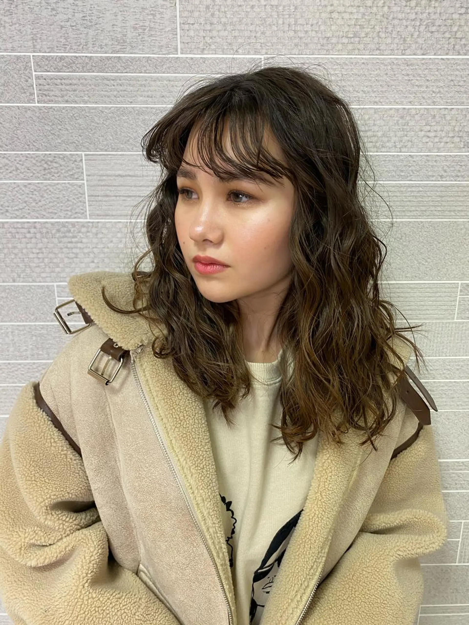 ミディアム カット ヘアカラー 山崎 航のヘアスタイル