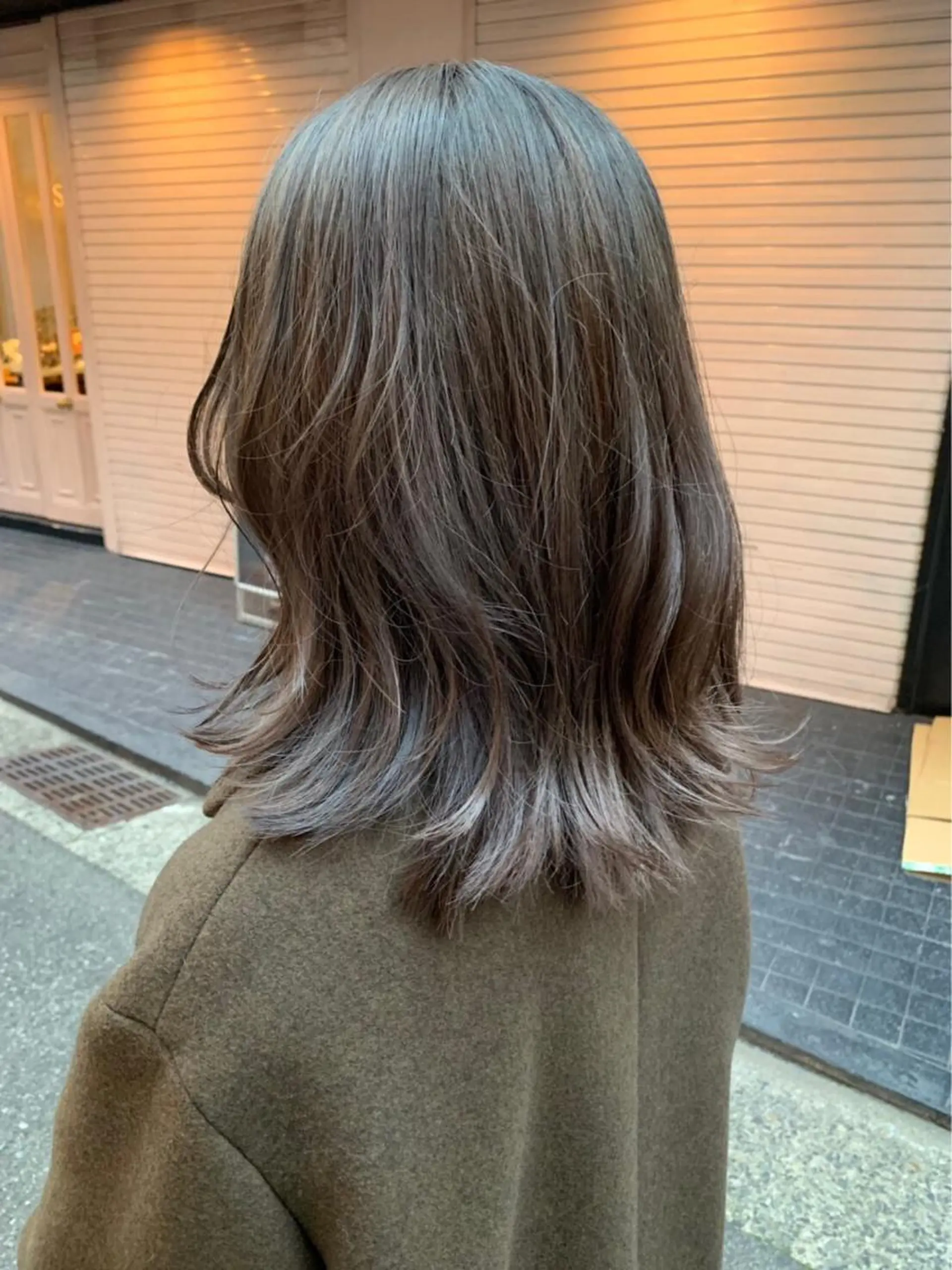 ミディアム カラー クオーレ hairのヘアスタイル