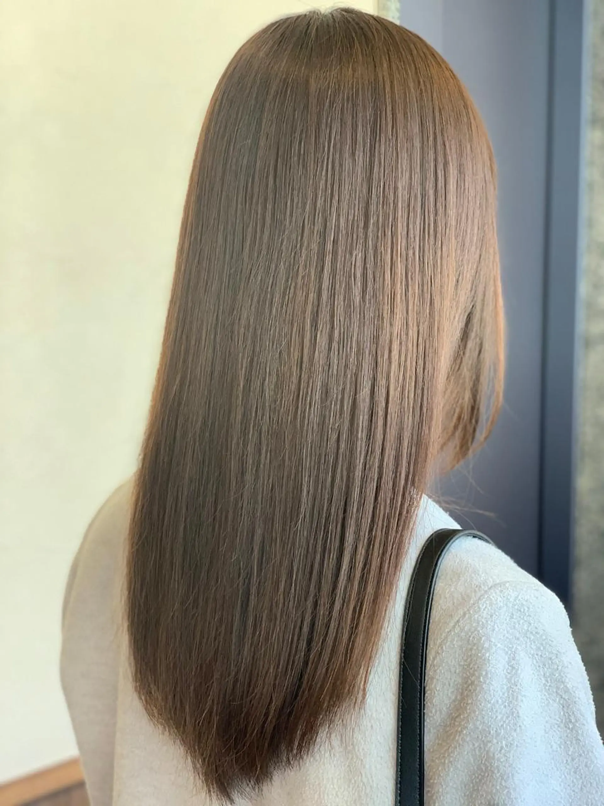 セミロング カラー ルシエ吉祥寺所属・🥖牧野 純🥖のヘアスタイル