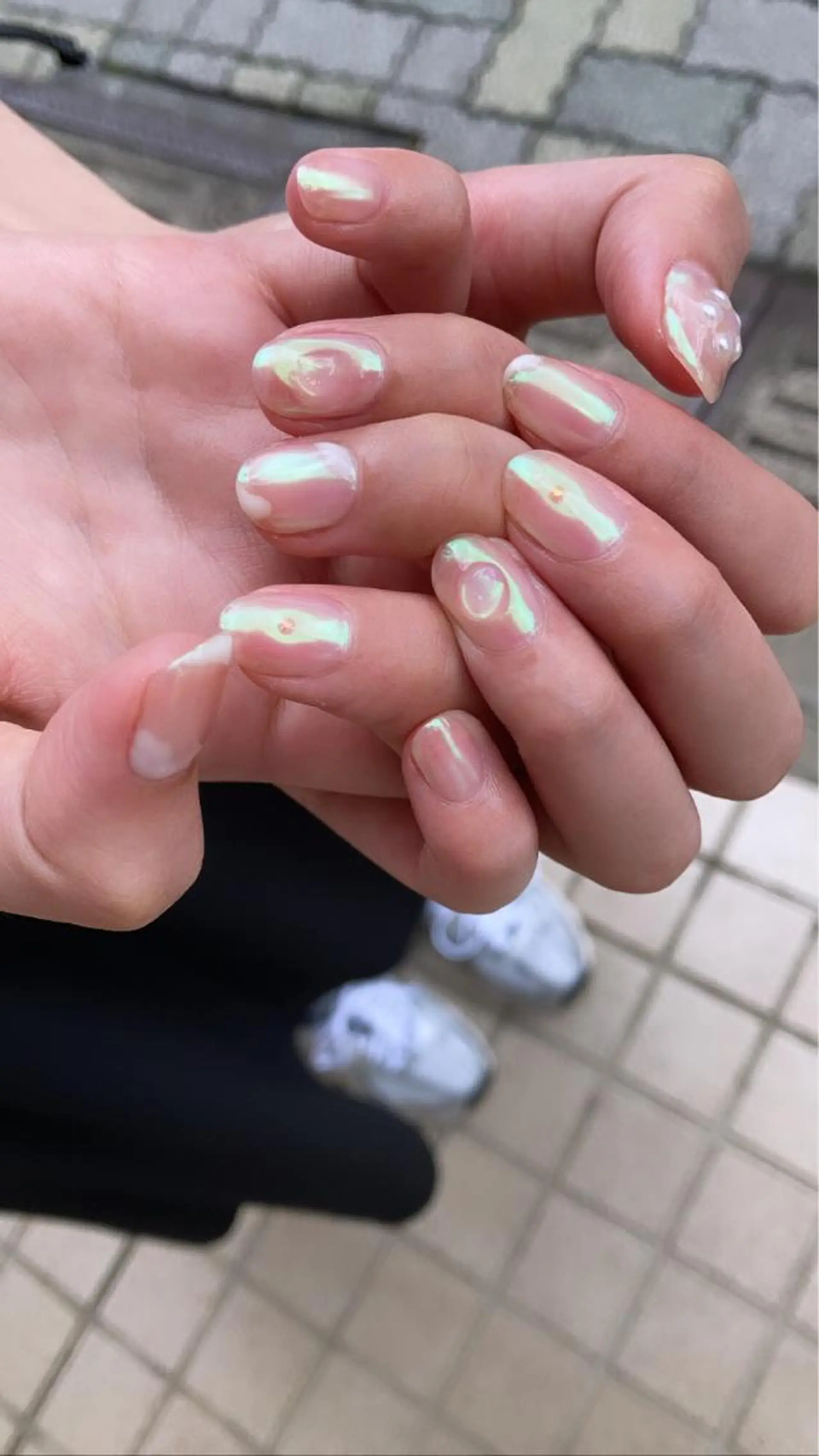 ネイル nailsalon　hue所属・小山 羽奈のネイルデザイン