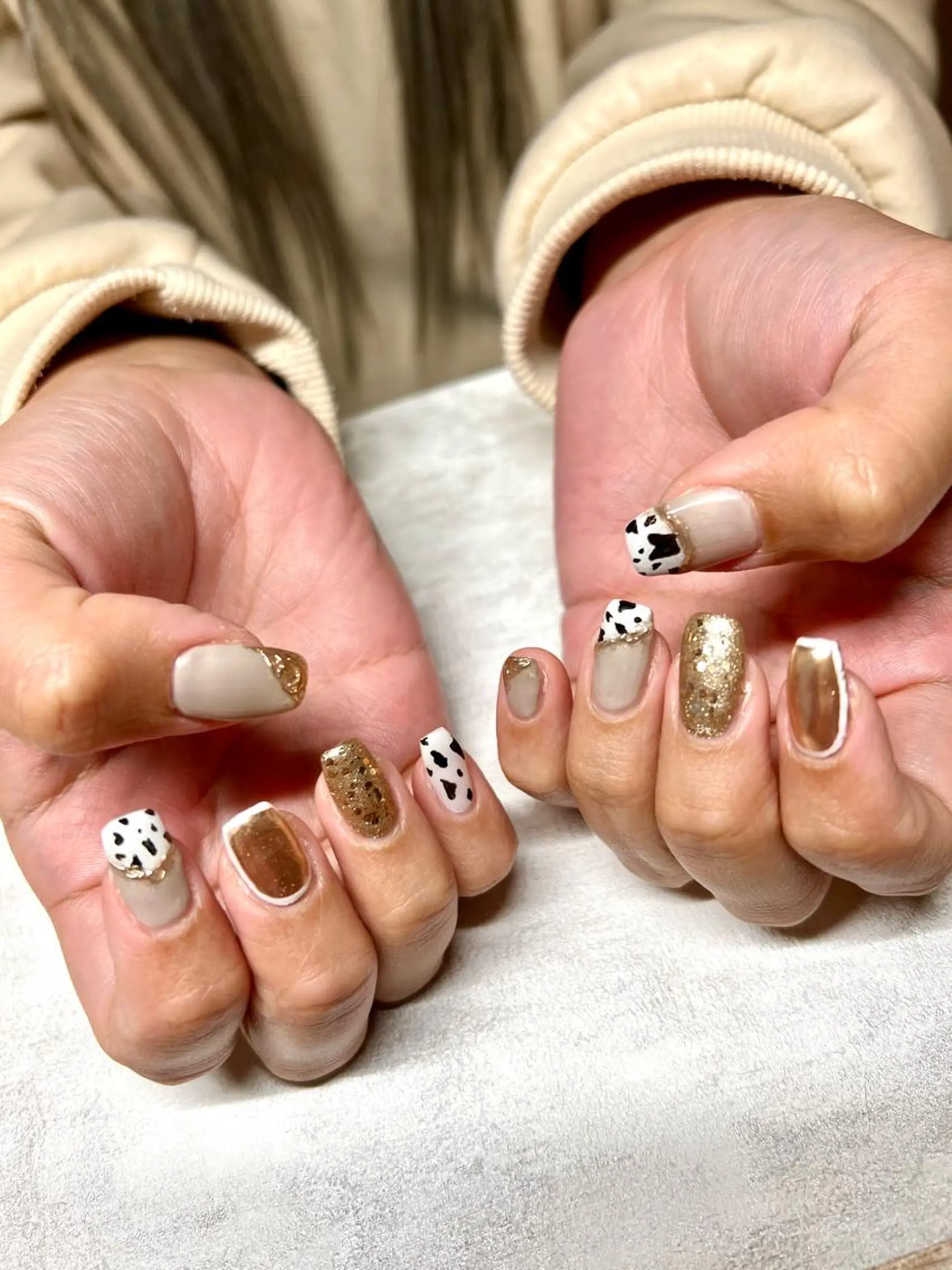 ネイル ミラーネイル ハンドネイル salon Lilyのネイルデザイン