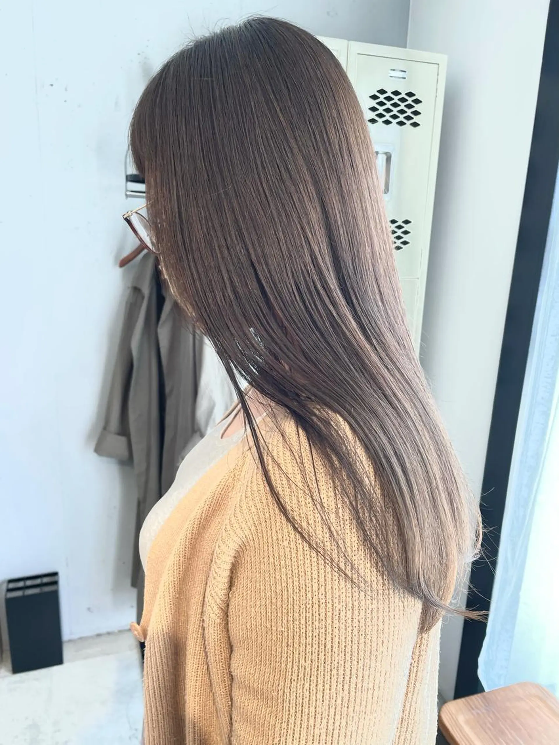 ロング カラー ZOA classic hair所属・東 みのりのヘアスタイル