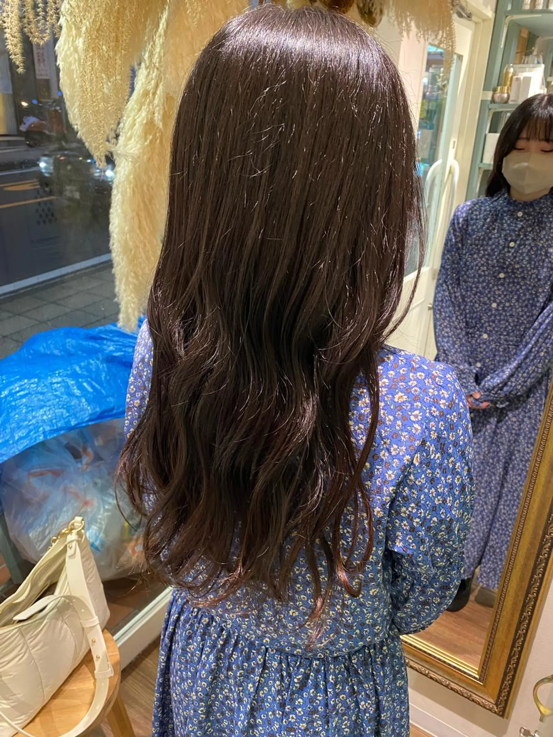 ロング カット 透明感カラー/韓国 ヘア🩶yuri🩵のヘアスタイル