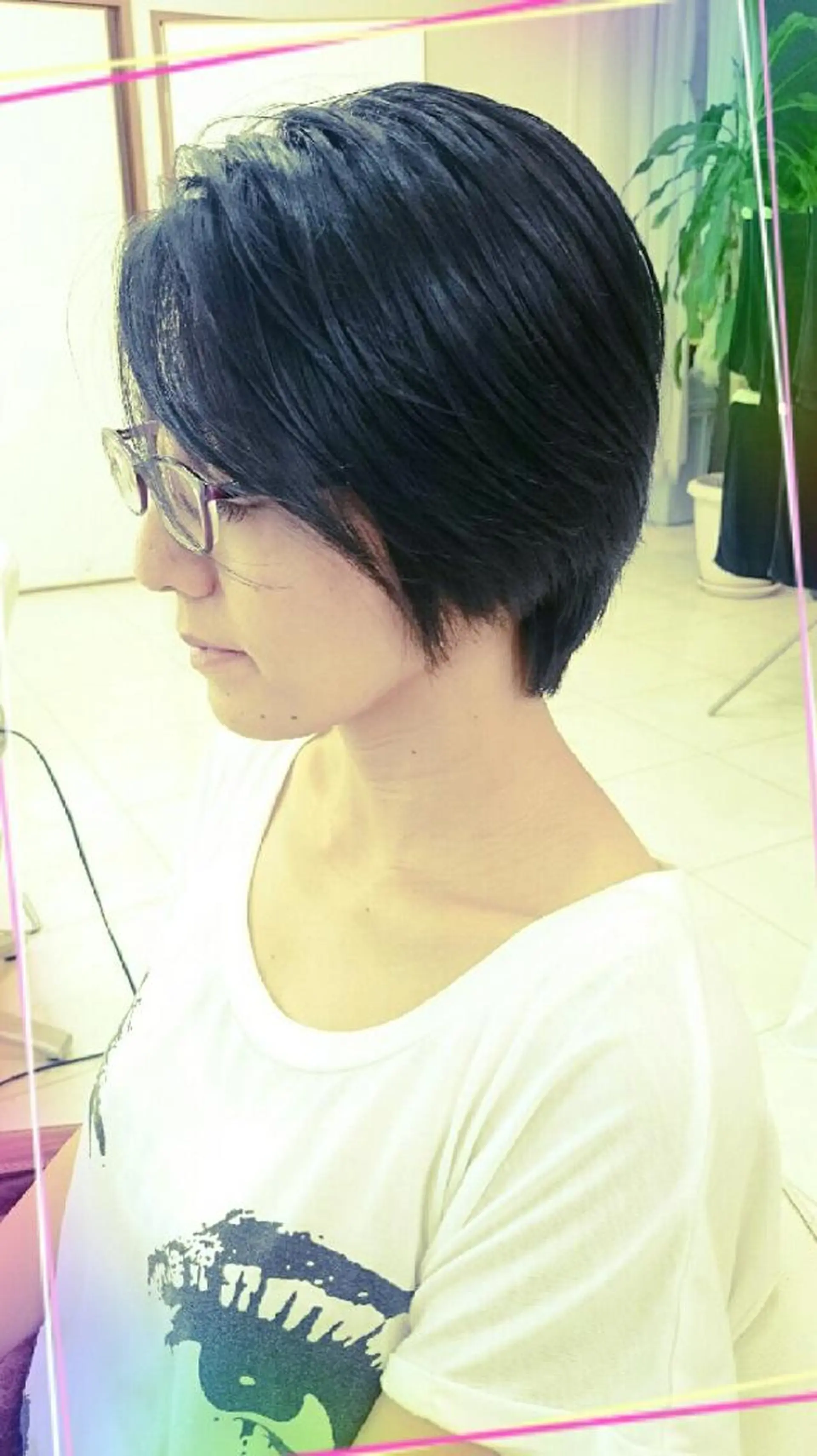 ショート ショートヘア キンジョウ エナミのヘアスタイル