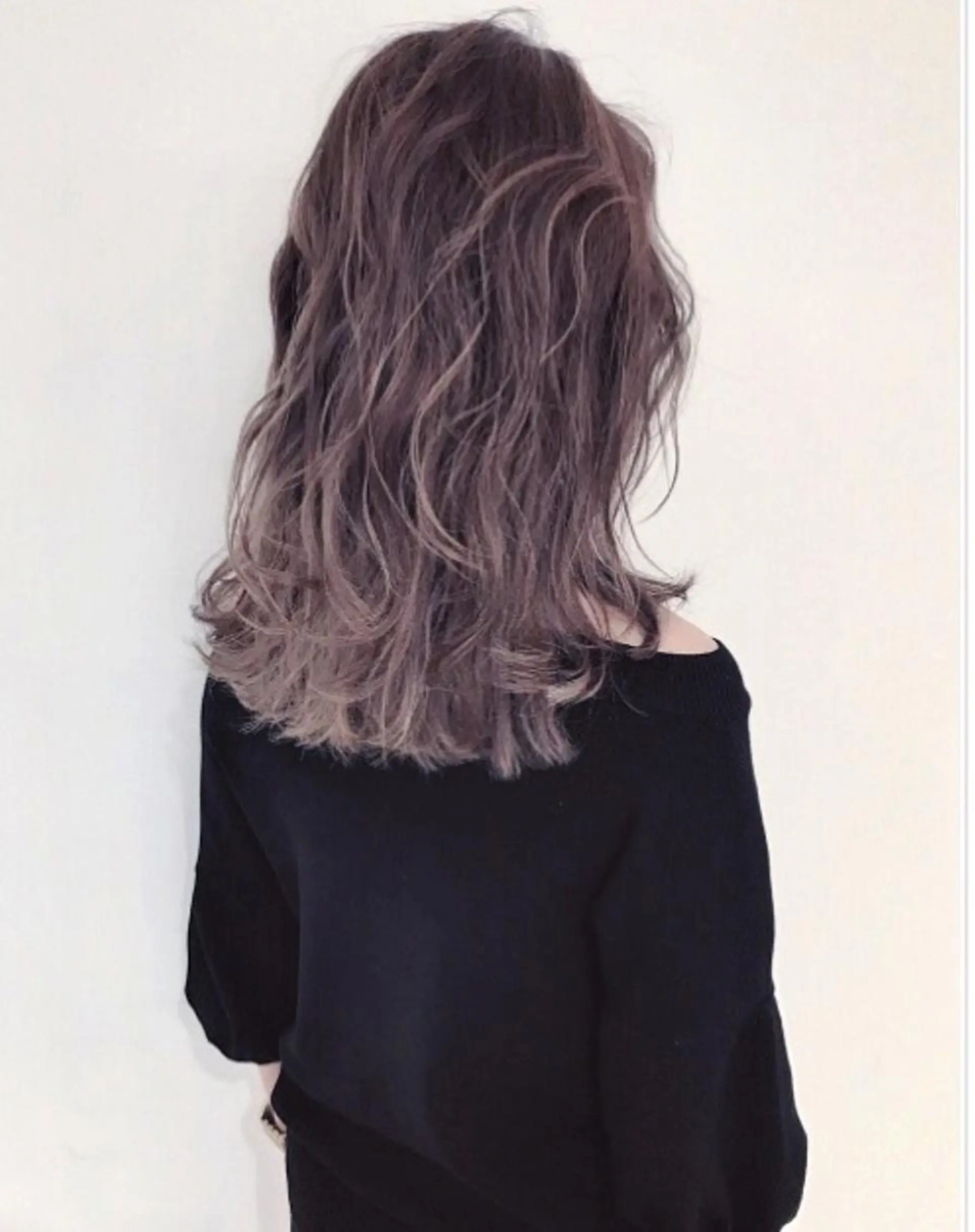 ミディアム カラー バレイヤージュ ブラウンカラー レイヤーカット ヘアカラー トリートメント ケア剤オタク×海外 ヘア長谷川裕起のヘアスタイル