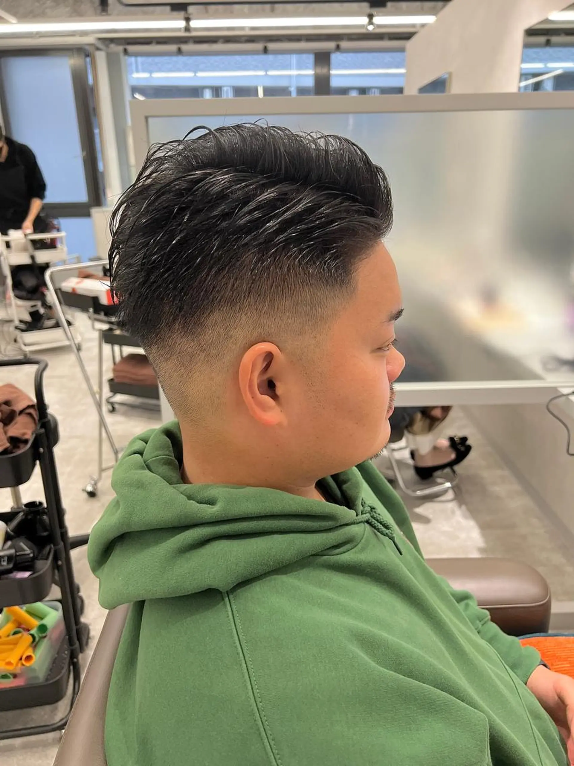 ショート カラー パーマ メンズ kiitos所属・関西センターパート メンズモデル募集のヘアスタイル