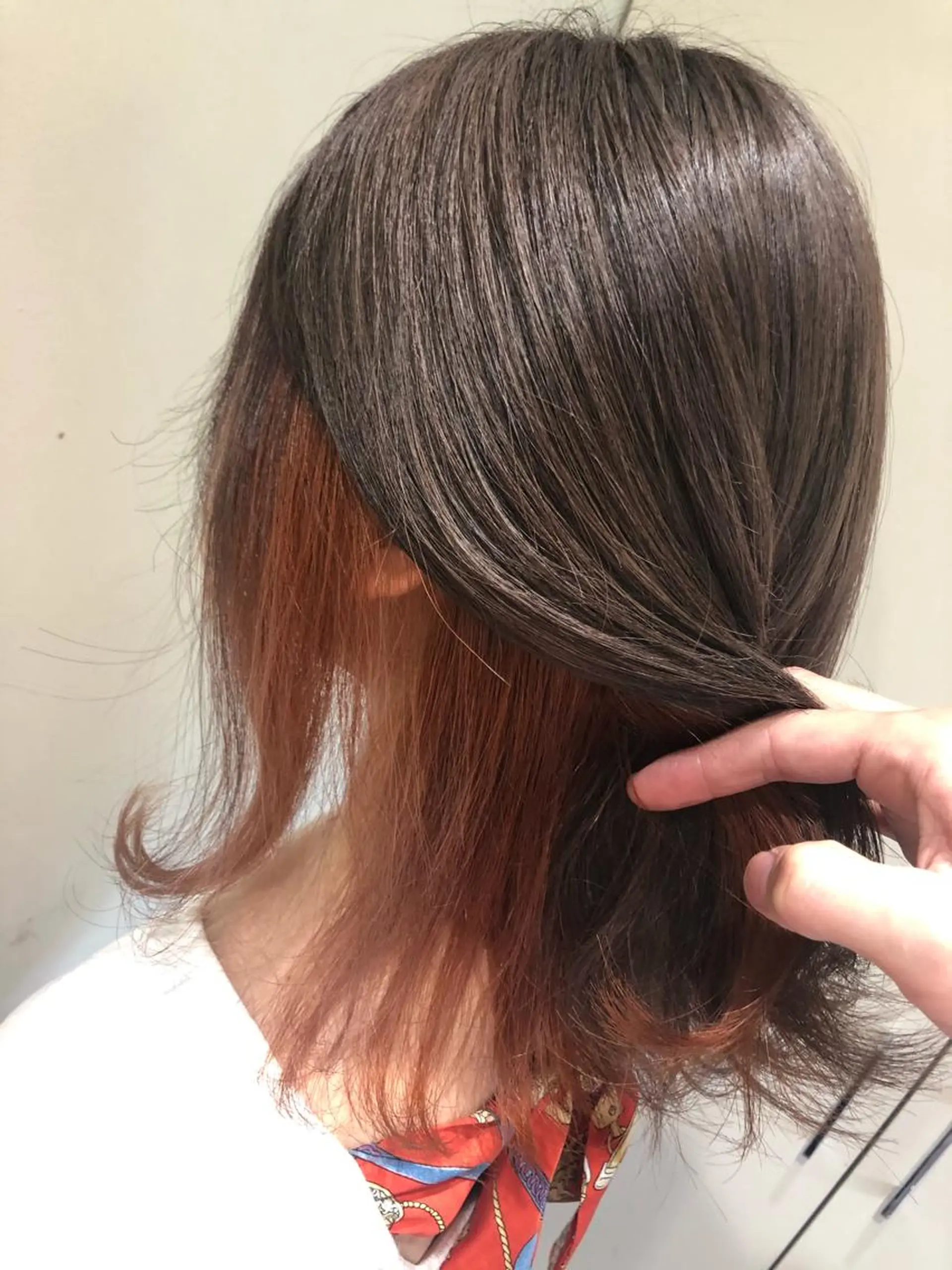 セミロング カラー オレンジ ヘアカラー トリートメント 💓シールエクステ ルミエールのヘアスタイル