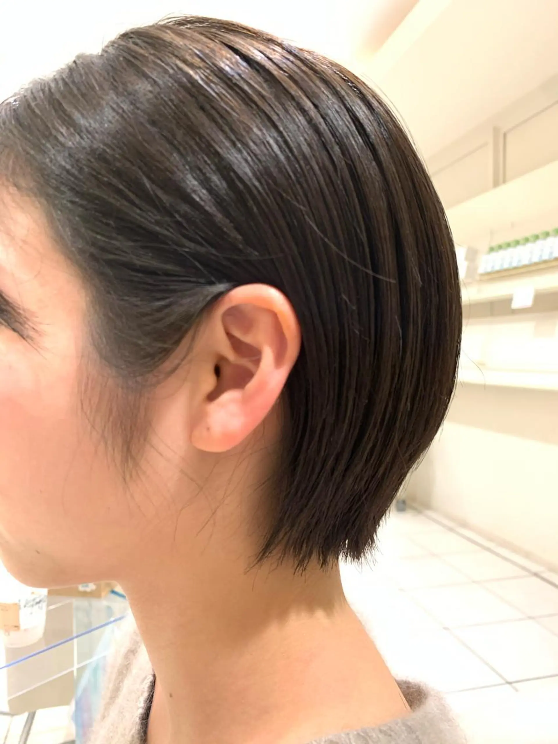 ショート カラー MODEks eau 佐藤優志のヘアスタイル