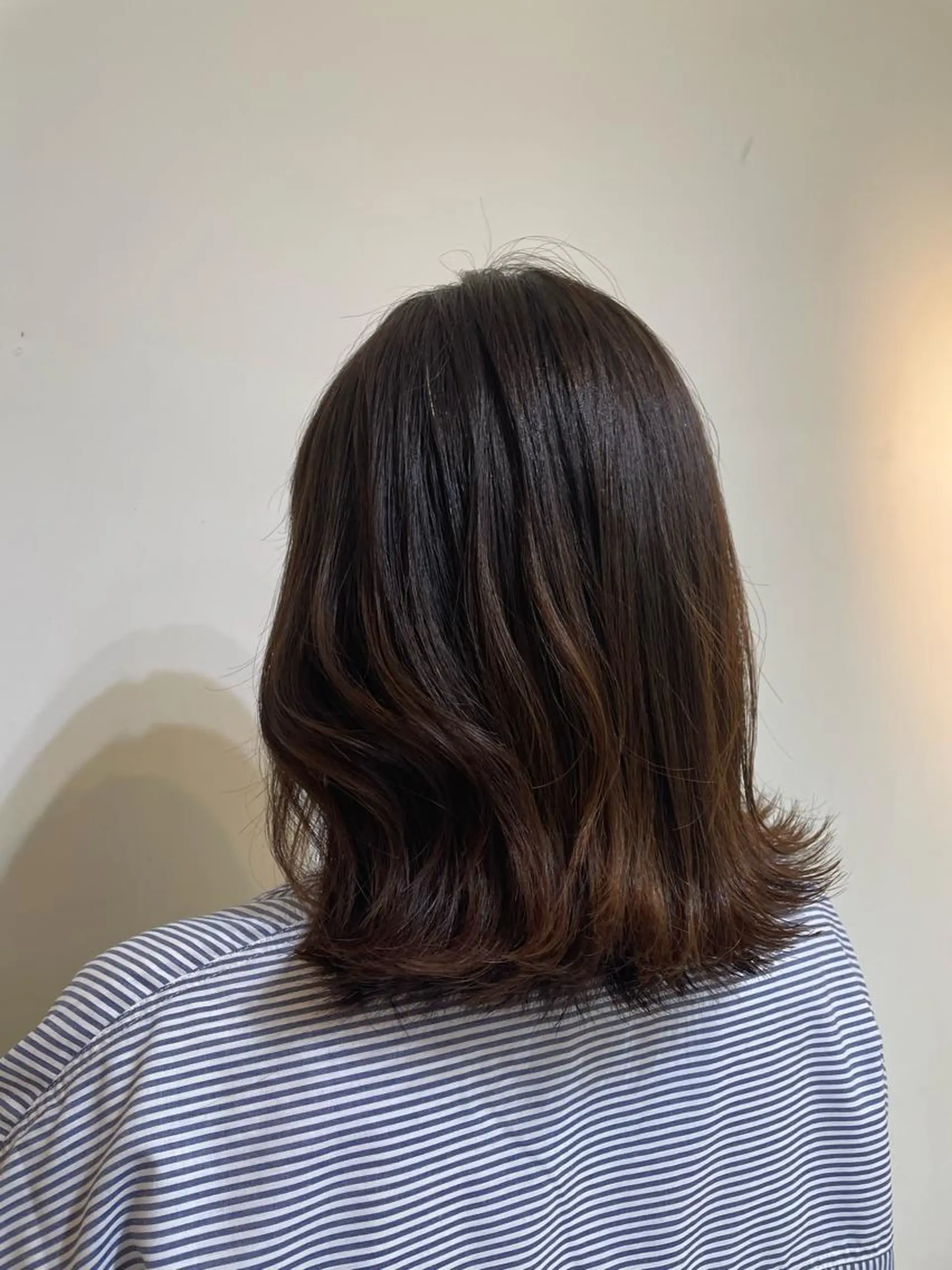 ミディアム 守川 七海のヘアスタイル