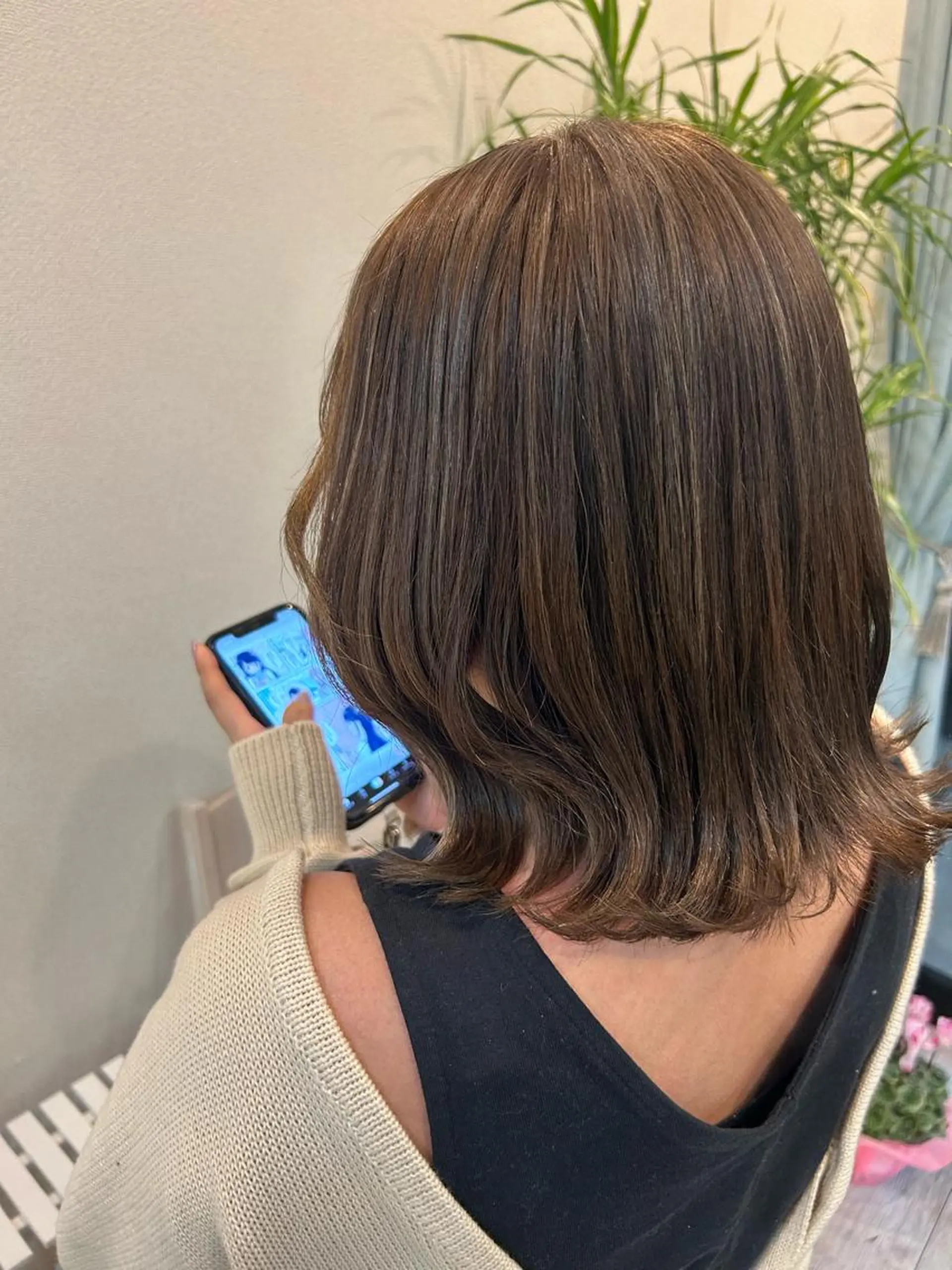 ミディアム カラー ブリーチ ケアブリーチ ハイライトカラー ハイライト トリートメント uLu【ウル】所属・🦖manami 🦖のヘアスタイル