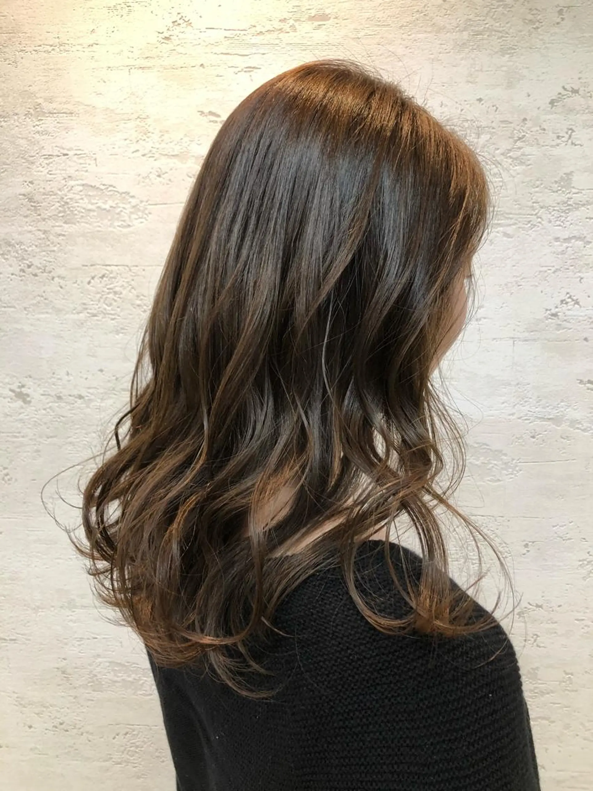 ロング 女性に人気♪ はやしほのかのヘアスタイル