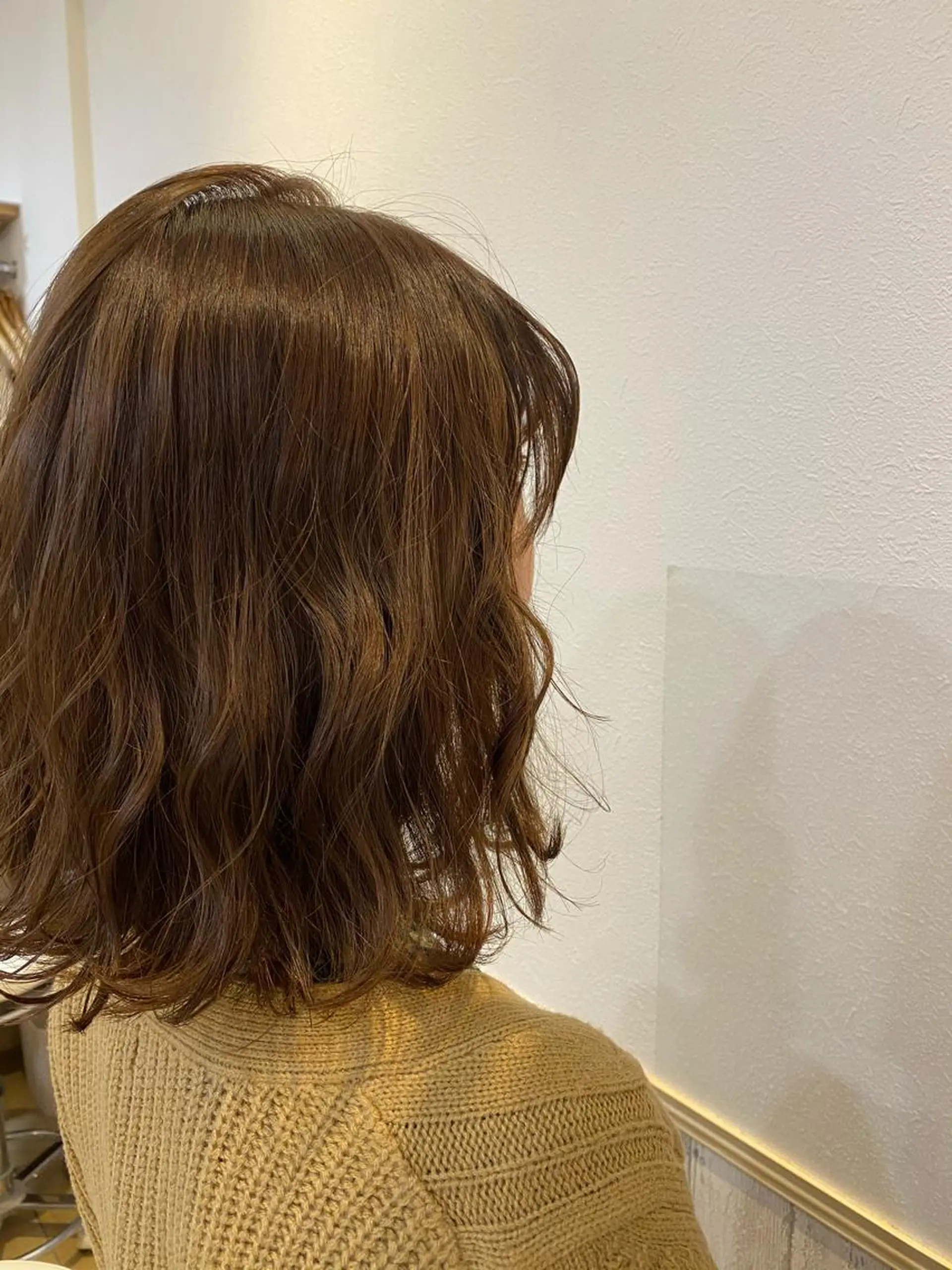 ロング カラー ヘアアレンジ 厚地 伽寧のヘアスタイル