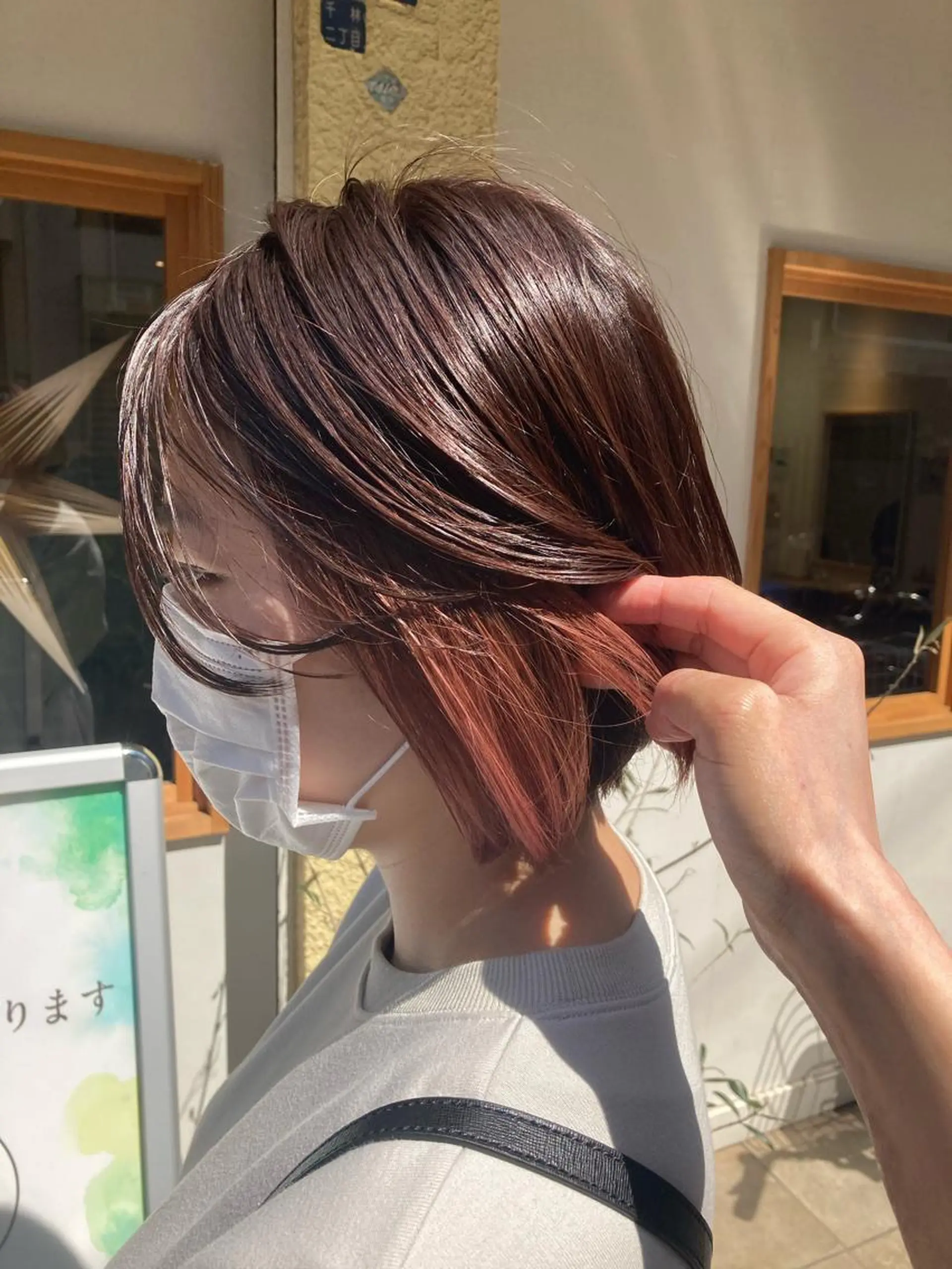 ショート カラー ブリーチ ピンクカラー en't所属・【女性指名No.1】 西口直子のヘアスタイル