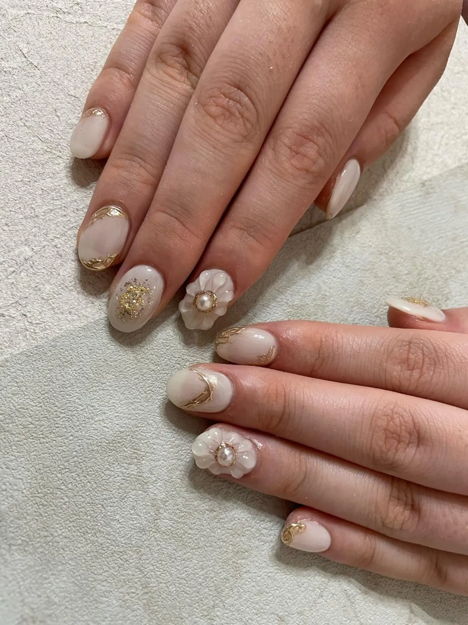 ミディアム ネイル Parfum パルファンのネイルデザイン