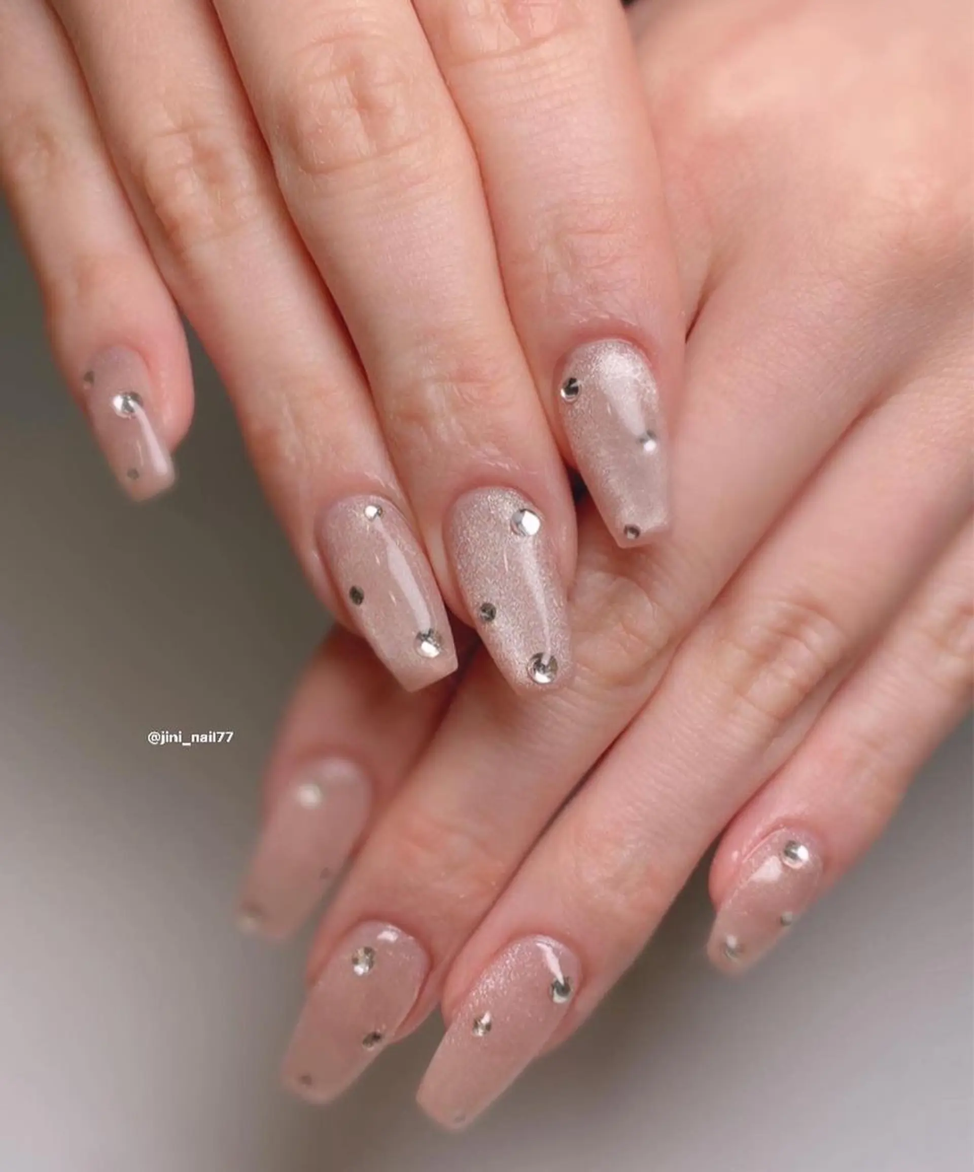 ネイル ハンドネイル JINI NAIL所属・ジニ ネイルのネイルデザイン