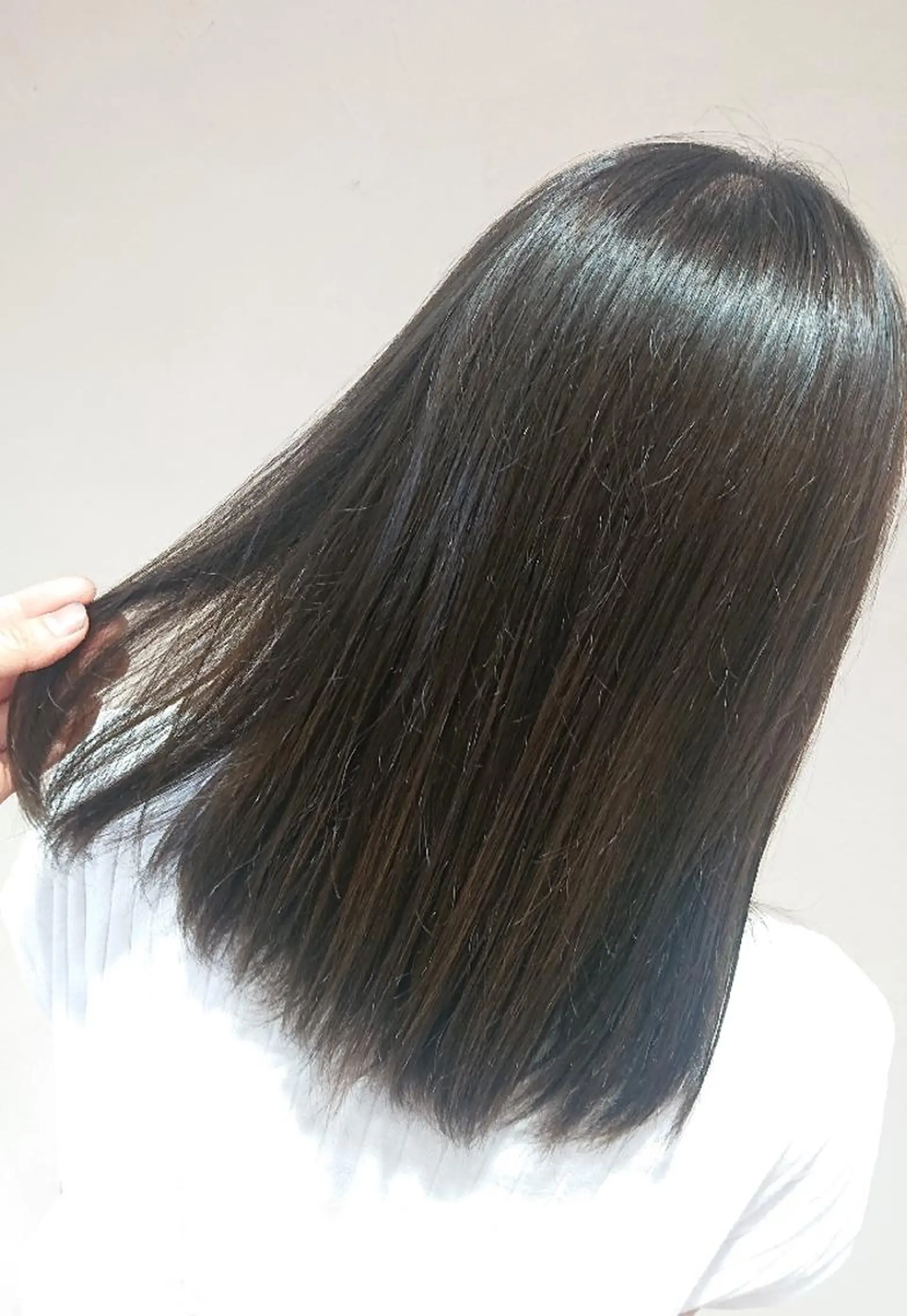 カラー chacha Blanc田中のヘアスタイル