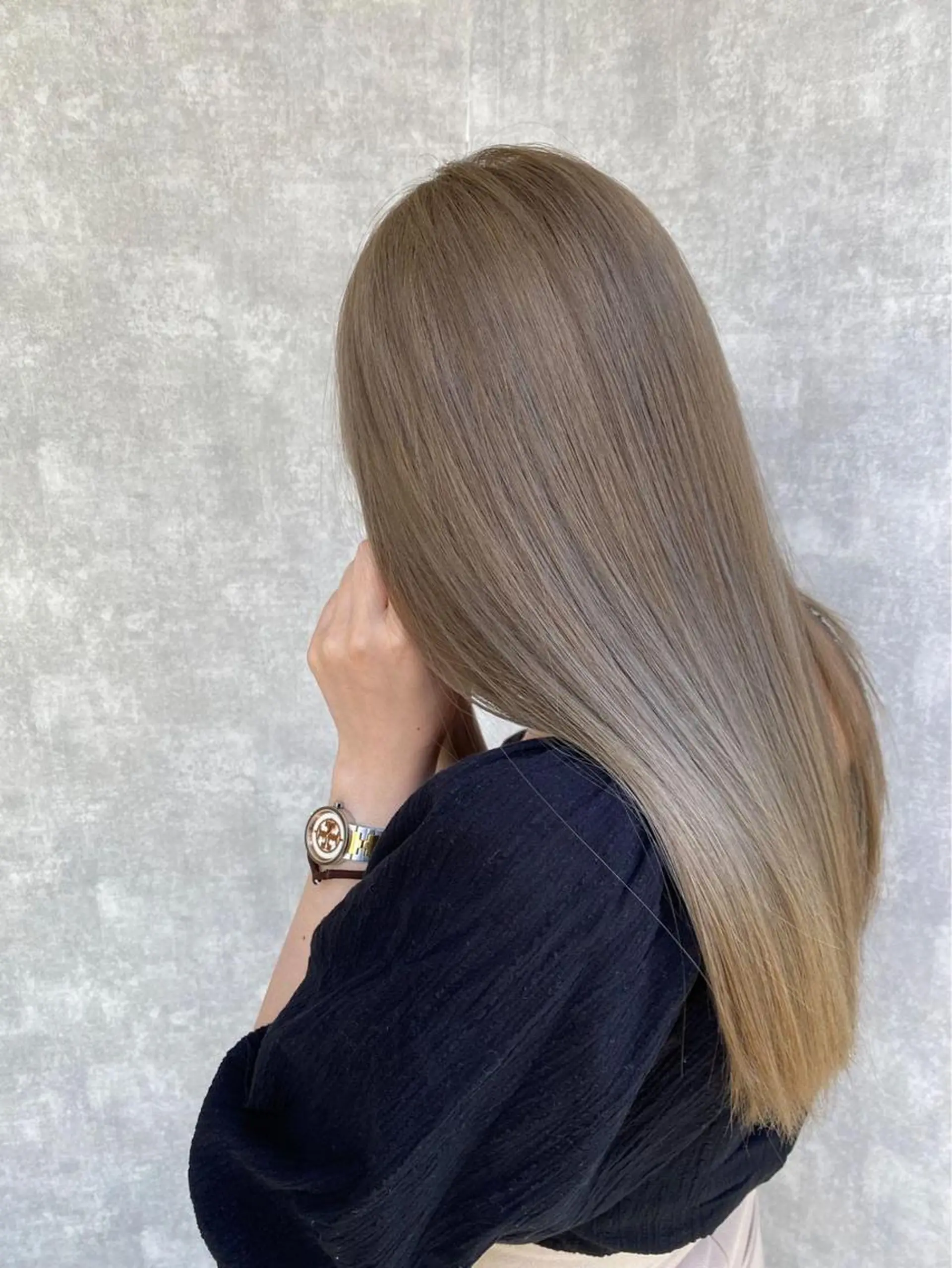 セミロング カラー 草間 大輝のヘアスタイル