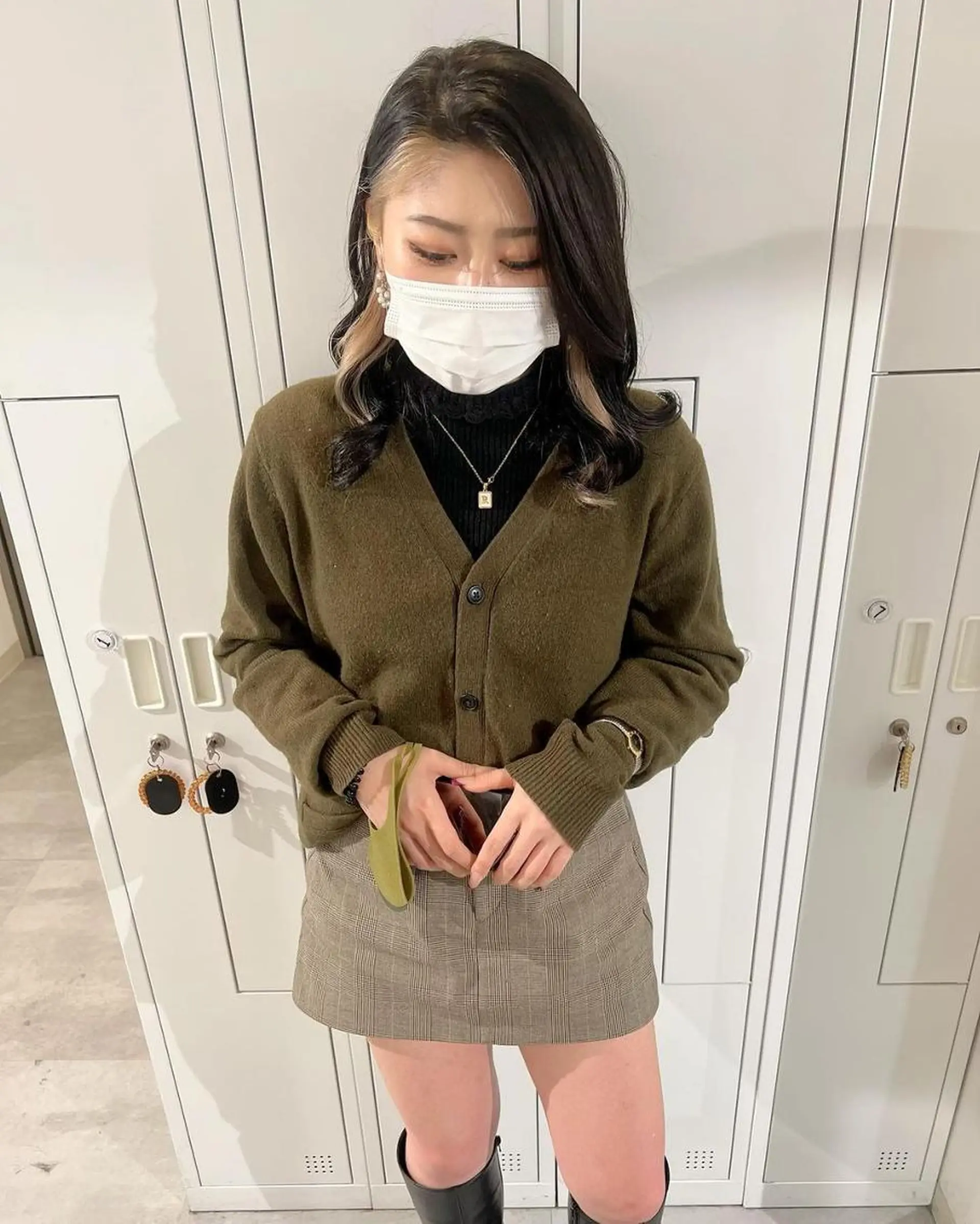 セミロング カラー ミストバング ベージュカラー デザインカラー  フェイスフレーミング ハイトーンカラー 髪質改善 Noe心斎橋店のヘアスタイル