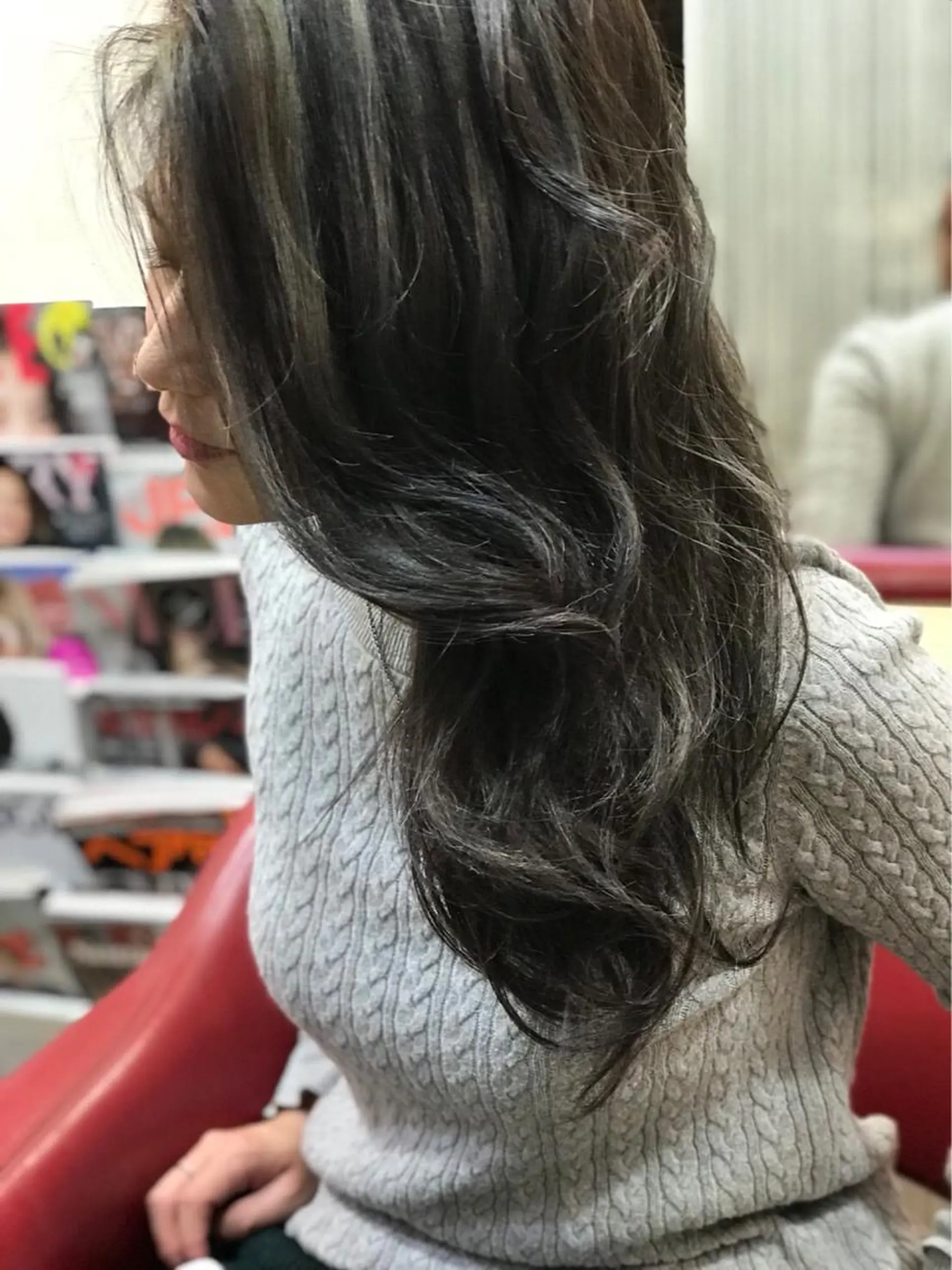 カラー 渋谷宮益坂 omoのヘアスタイル