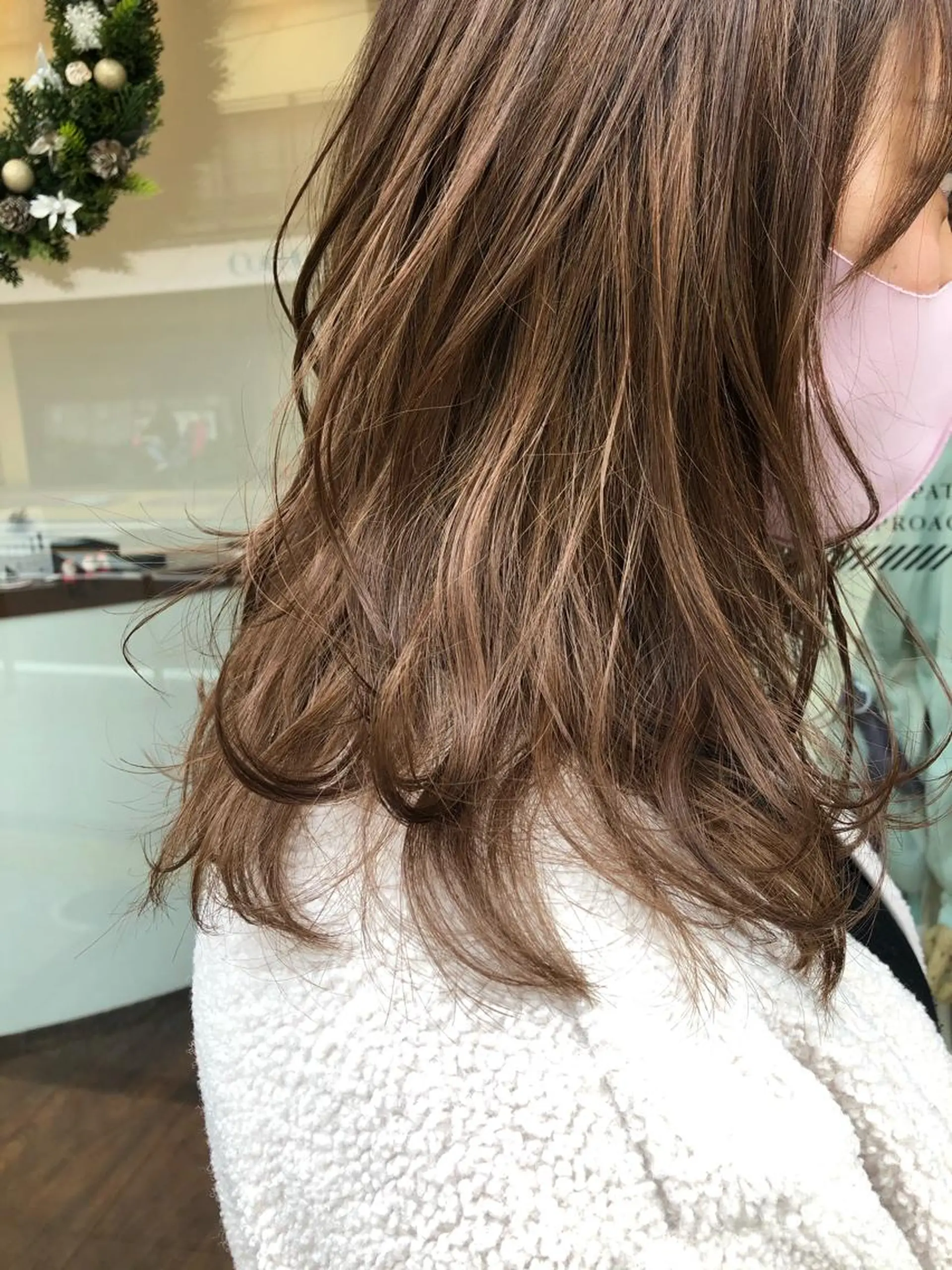 ミディアム カラー CoCooN satoshiのヘアスタイル