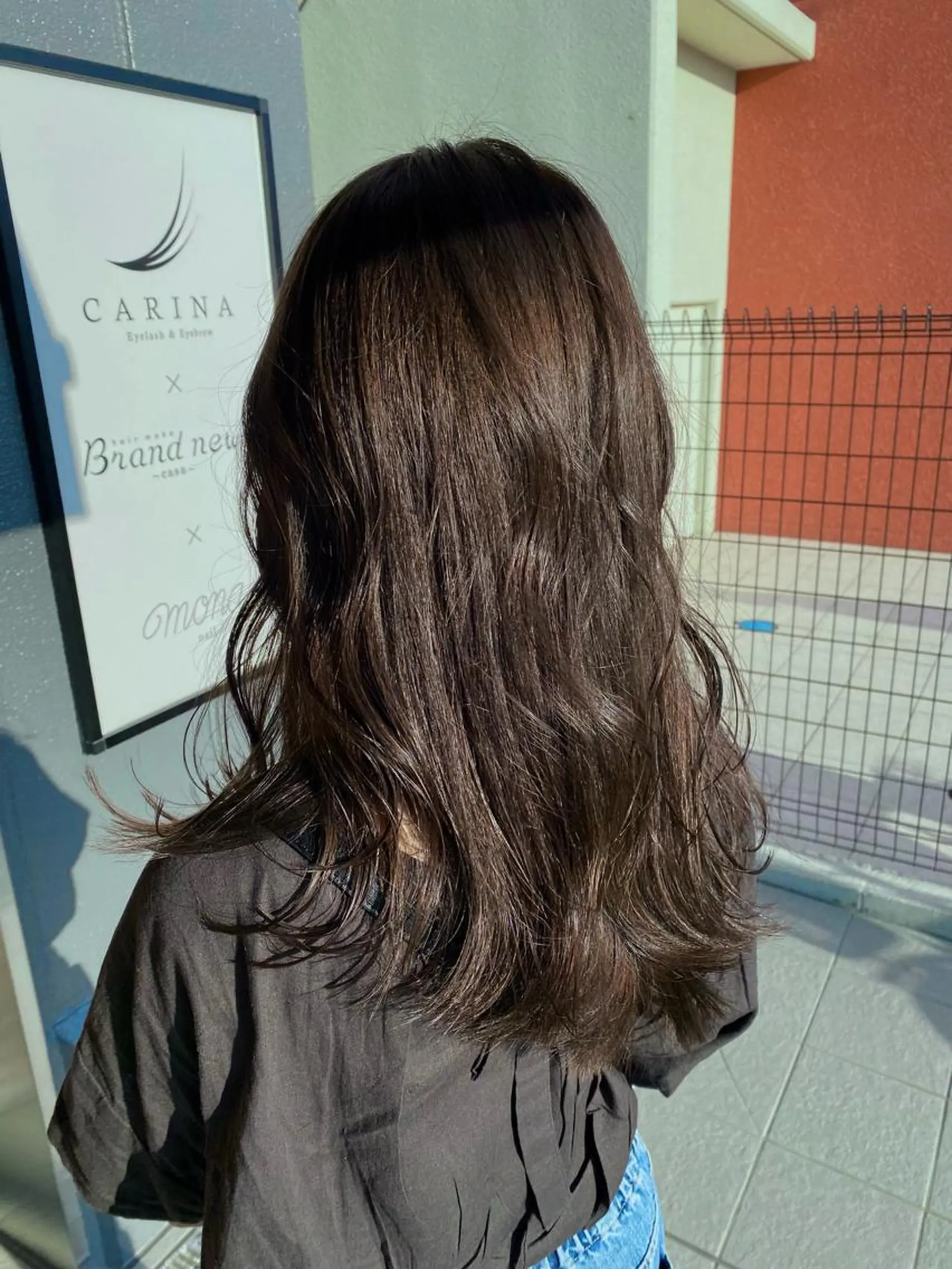 ロング カット ヘアカラー 坂井 茅聖のヘアスタイル