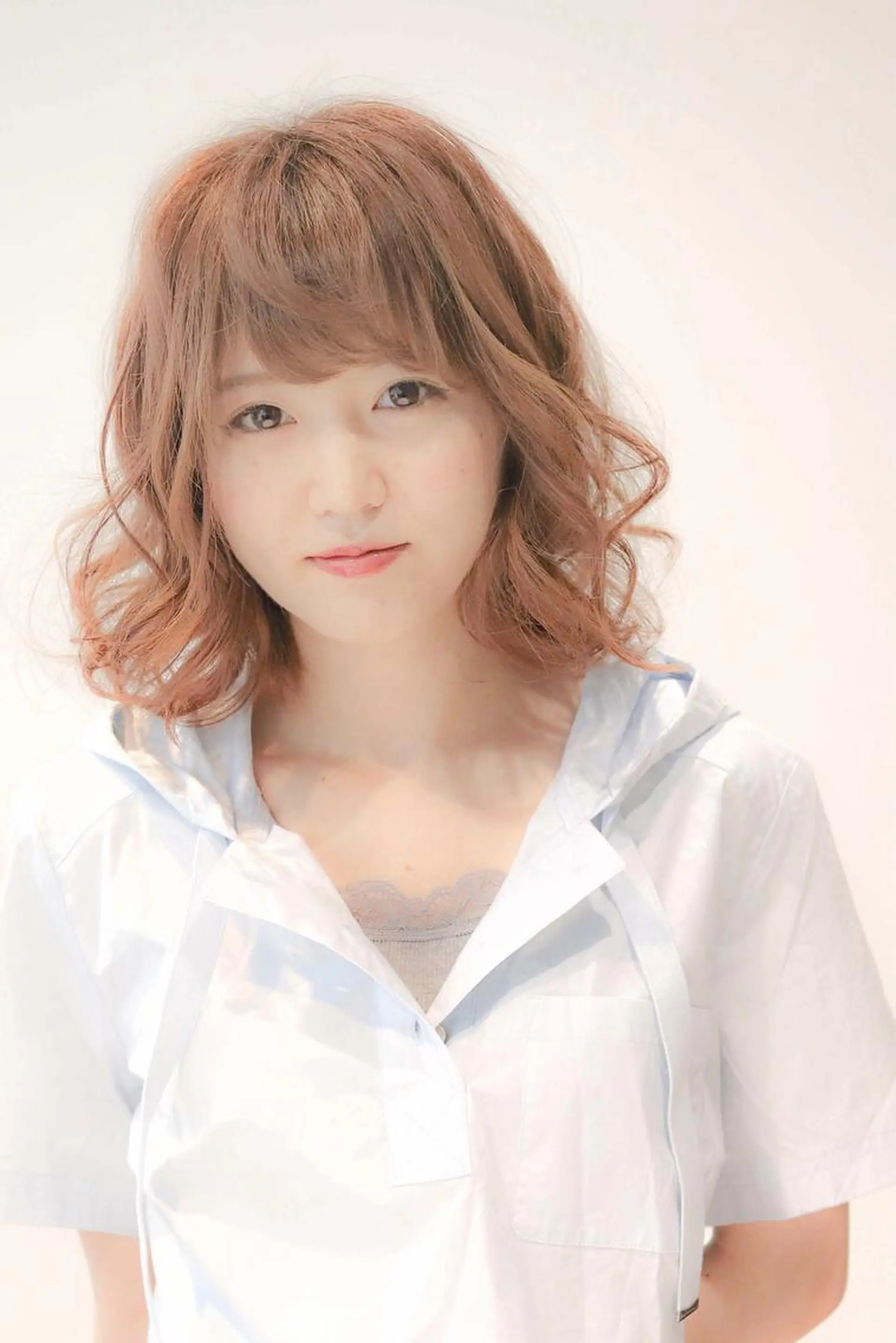 ミディアム カット ヘアカラー パーマ トリートメント 髪質改善🌈縮毛矯正 荻原　達矢のヘアスタイル