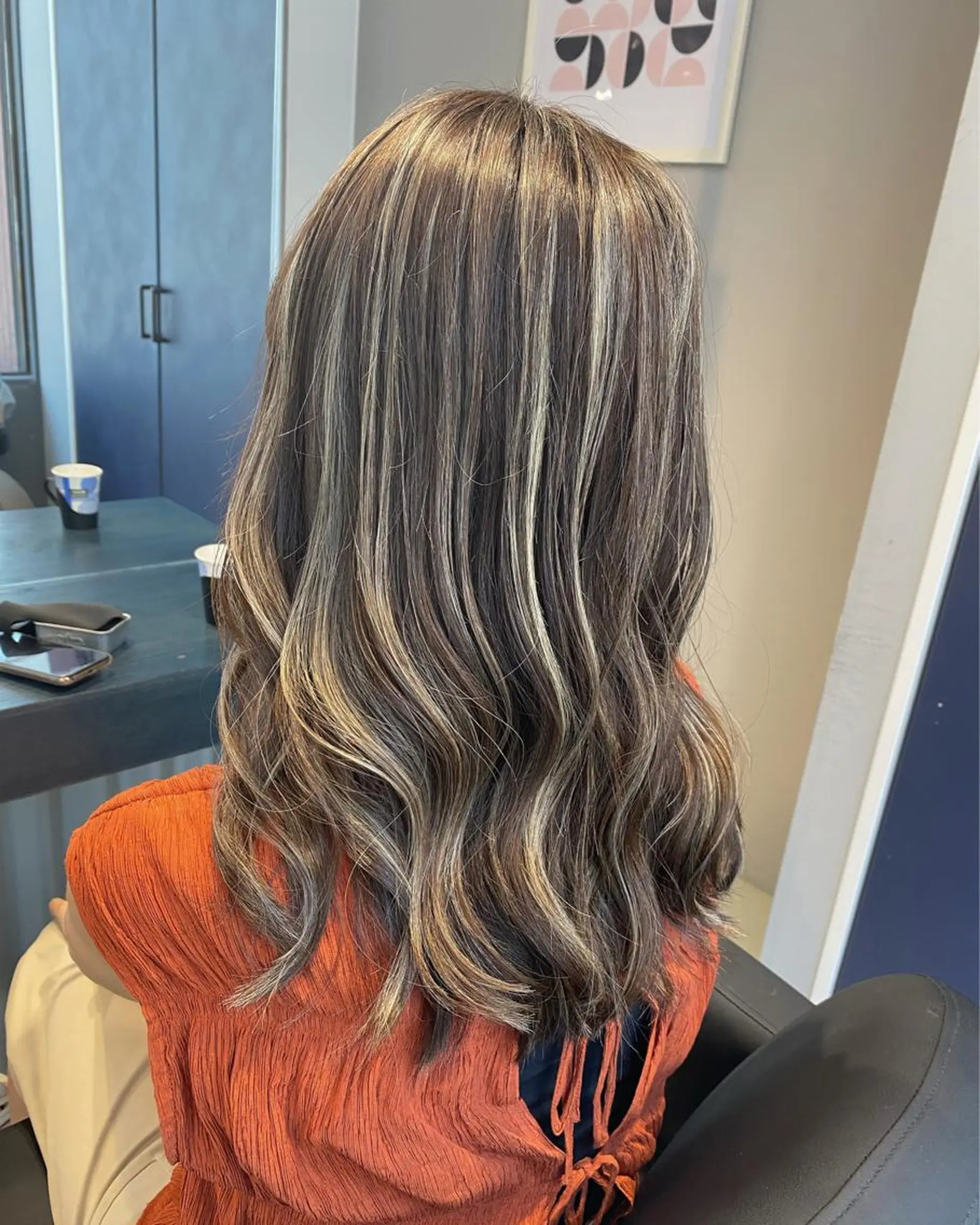 セミロング カラー バレイヤージュ ブリーチ 透明感カラー デザインカラー ダブルカラー ヘアカラー トリートメント 💖ハイライト/ハイ トーン💖MIKIのヘアスタイル