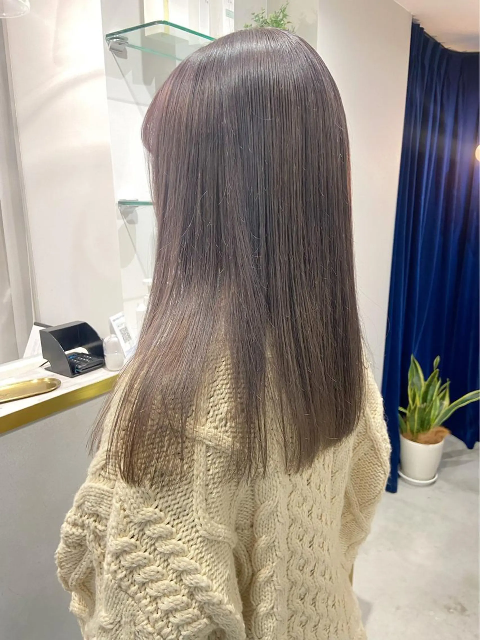 ロング カラー 伊藤 まみのヘアスタイル