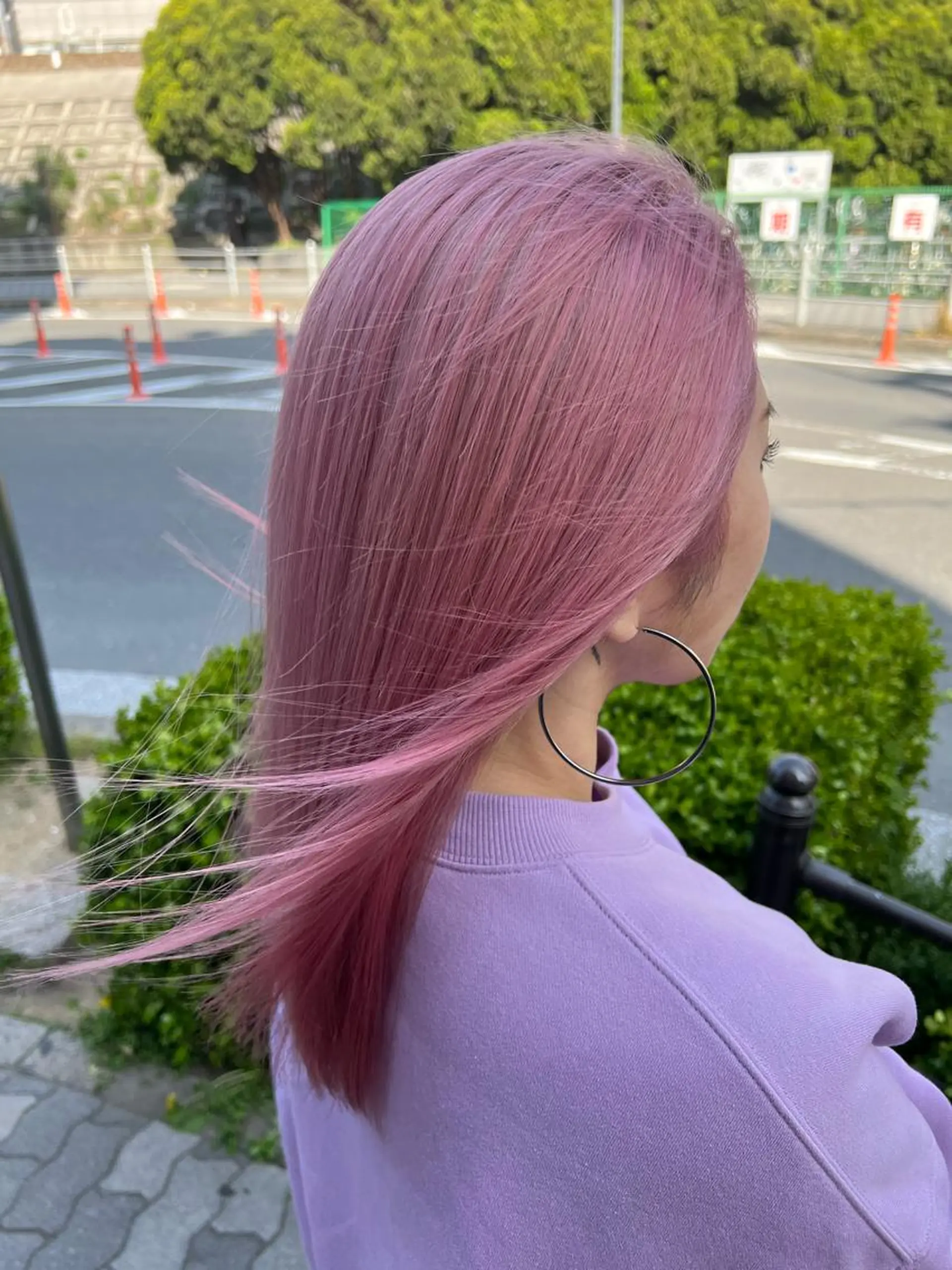 セミロング カラー ピンクカラー ホワイトピンク mimiiy梅田 中崎町ハイトーンのヘアスタイル