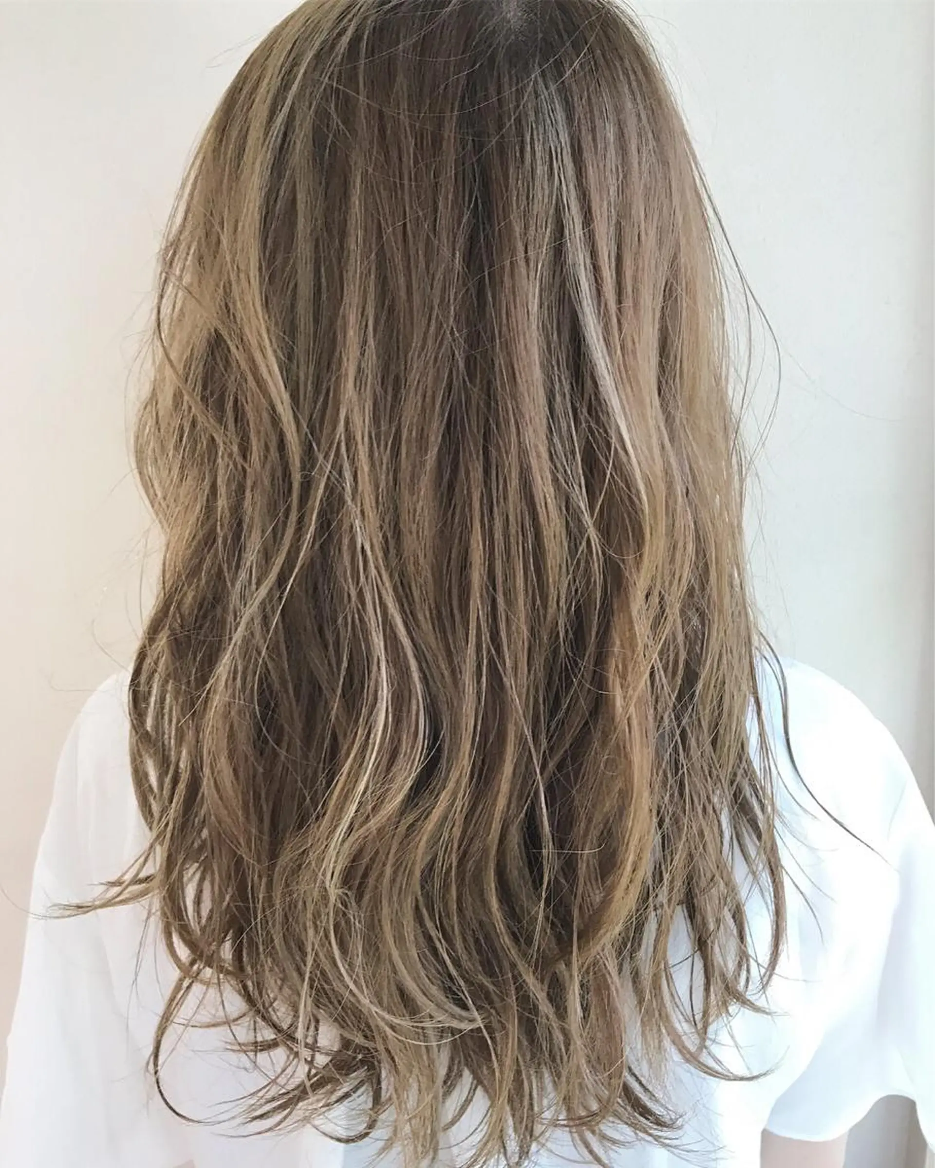 セミロング カラー ブリーチ ダブルカラー 【1日2名様限定】 AFLOAT白川雄副のヘアスタイル