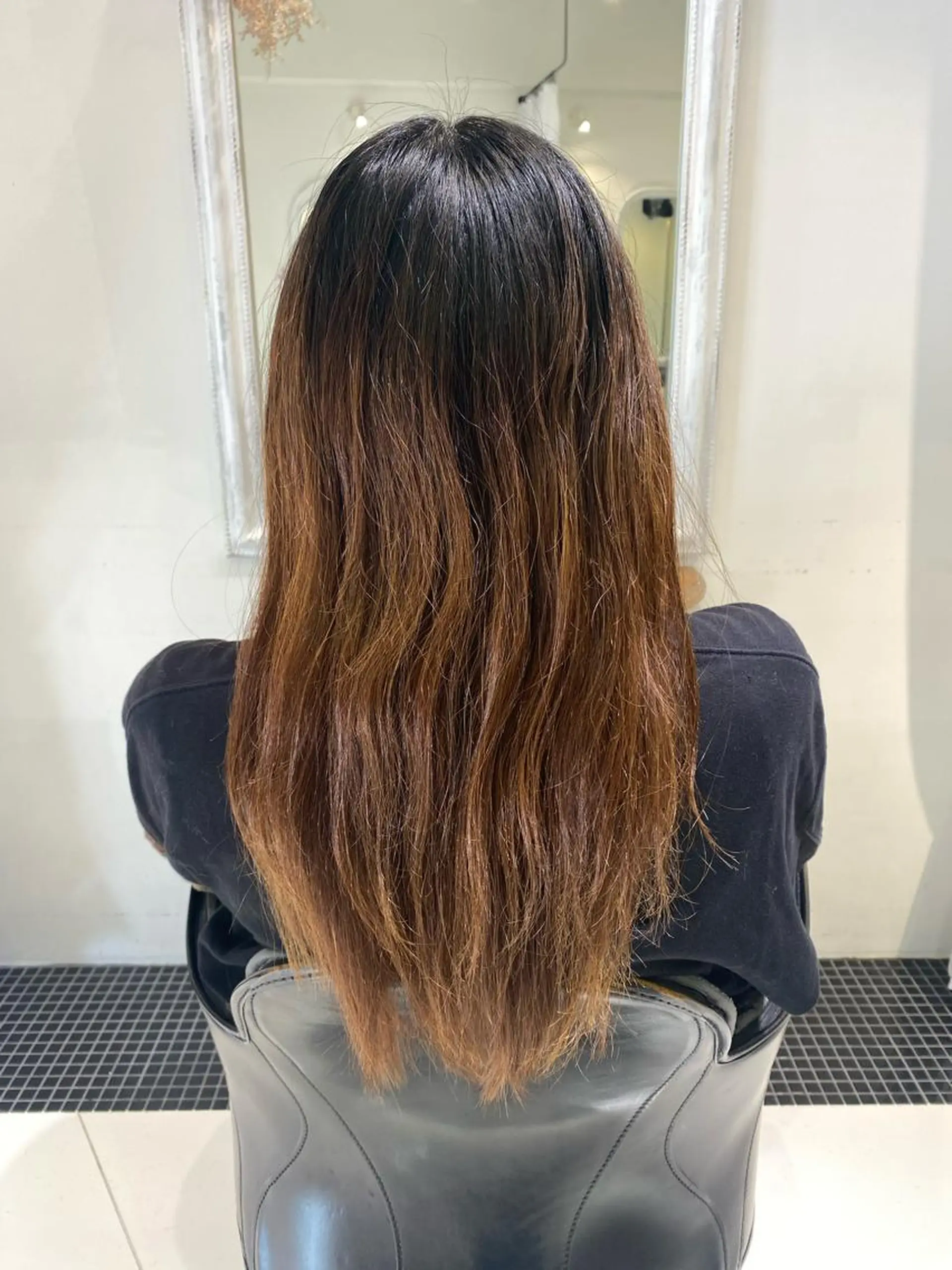 ロング カラー ヘアカラー ducha所属・DUCHA Tomida naoのヘアスタイル