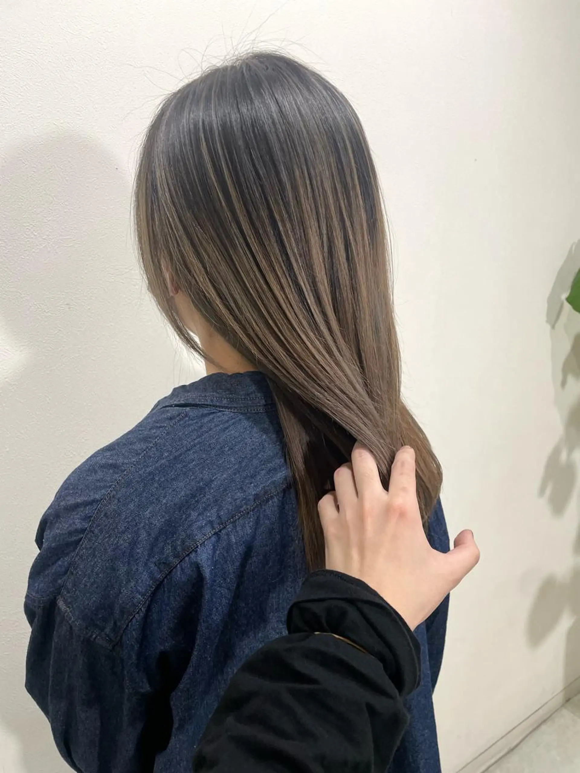 セミロング レイヤーカット monolith所属・石山涼太 【monolith】のヘアスタイル