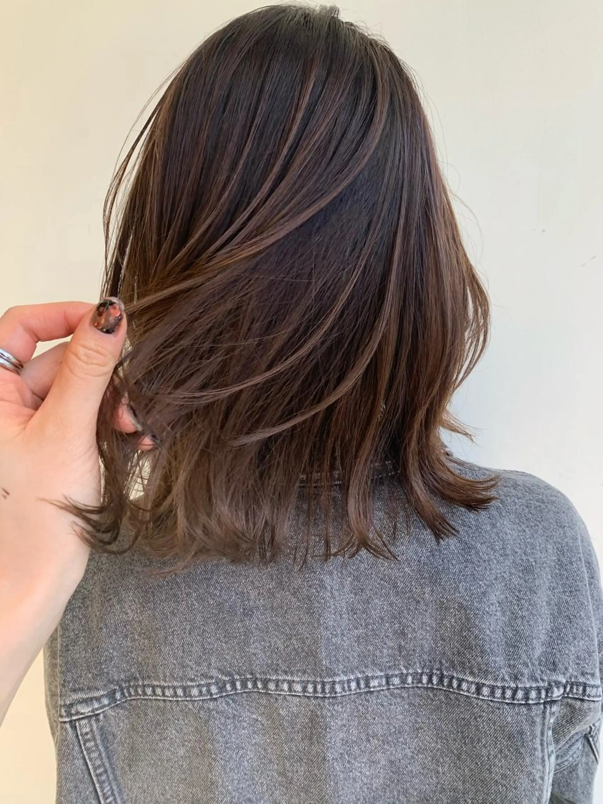 ミディアム ヘアカラー トリートメント ally hairsalon所属・Emi .のヘアスタイル