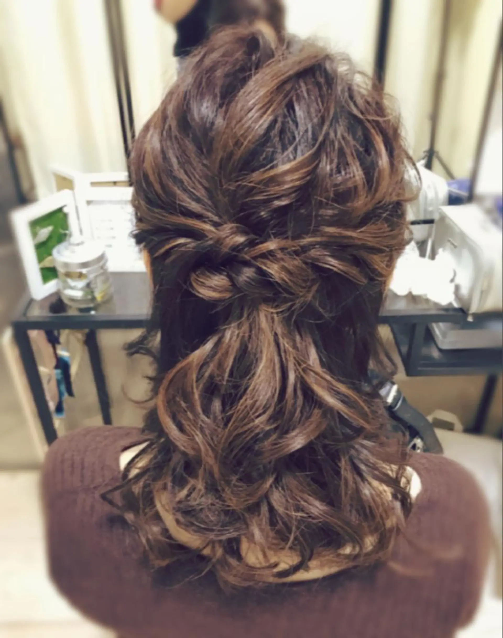 ヘアアレンジ ハーフアップ fots. 愛美のエステ・リラクイメージ