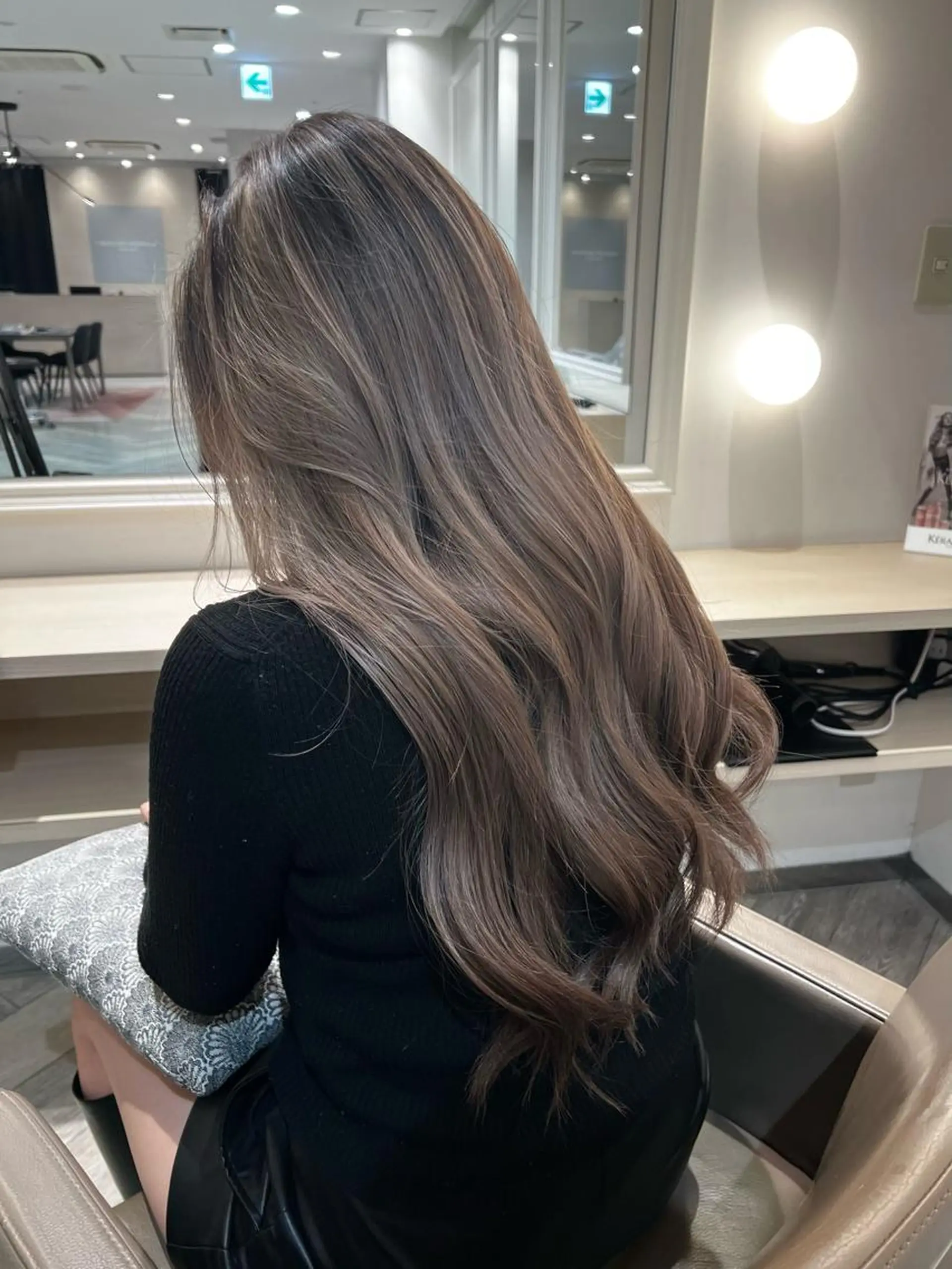 ミディアム カラー 🇺🇸海外デザイン iCON TOKYOのヘアスタイル