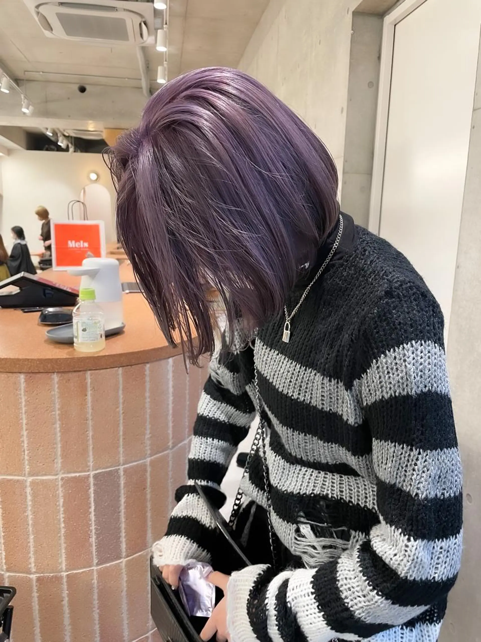 ショート カラー ヘアアレンジ ミニボブ/ブリーチ 🌈MISATOのヘアスタイル