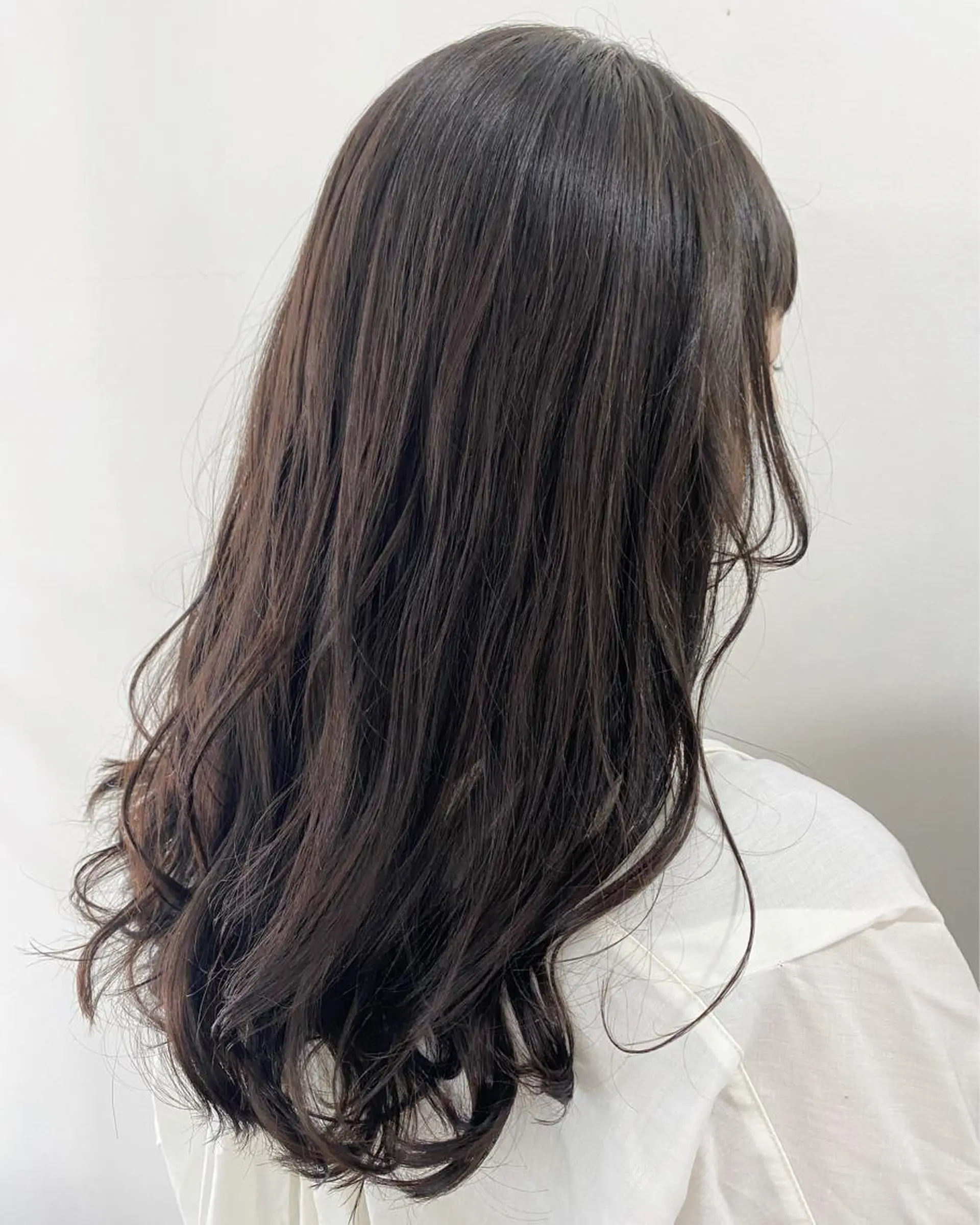 ロング カラー ベージュカラー ブルーカラー カット ヘッドスパ フラム所属・WATANABE MISAKIのヘアスタイル
