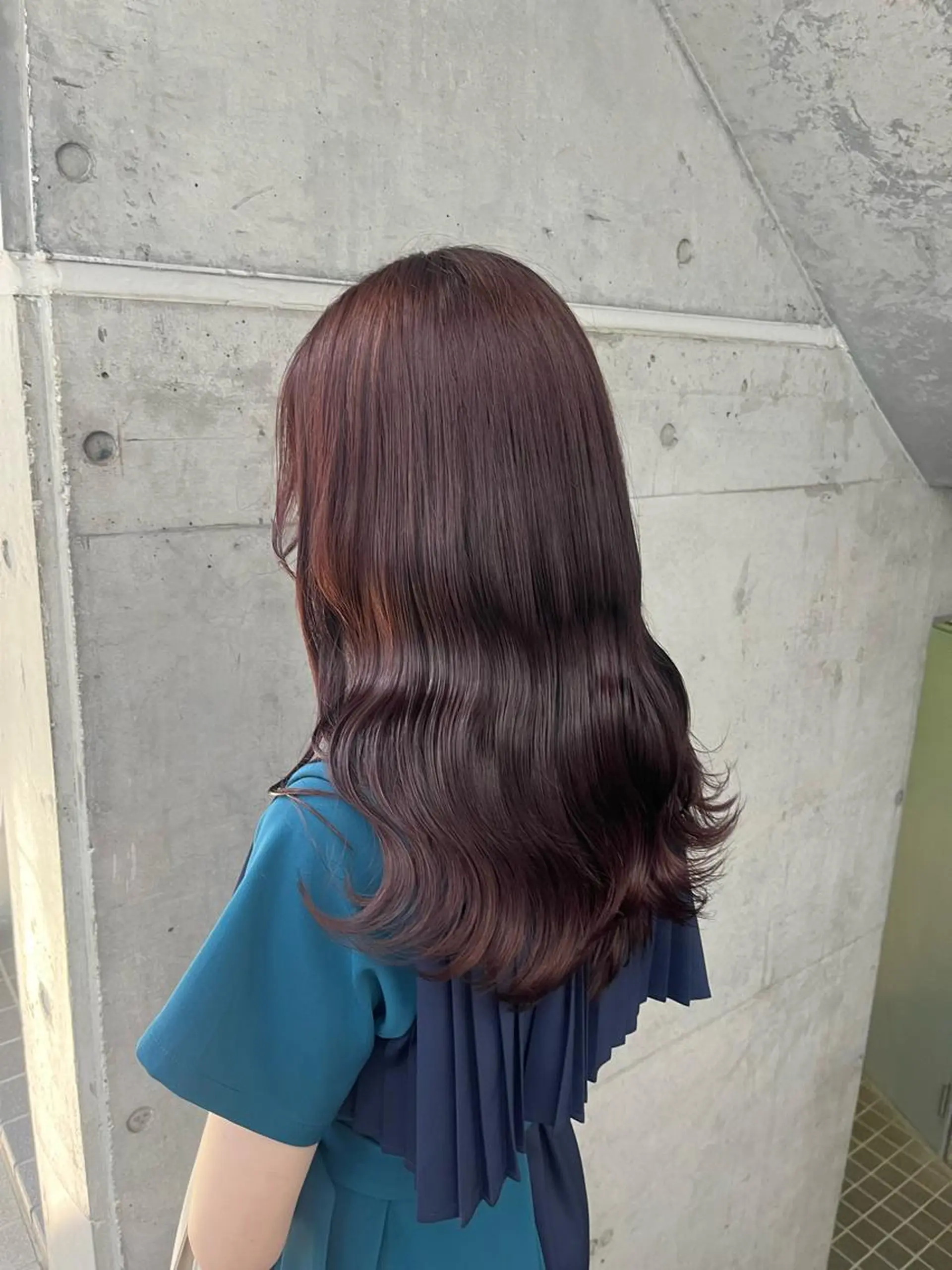 ロング カラー ブラウンカラー ピンクカラー ピンクブラウン ヘアカラー トリートメント ヘッドスパ ヘアセット カジュアルを女っぽく 𝗮𝘆𝗮𝗰𝗼のヘアスタイル