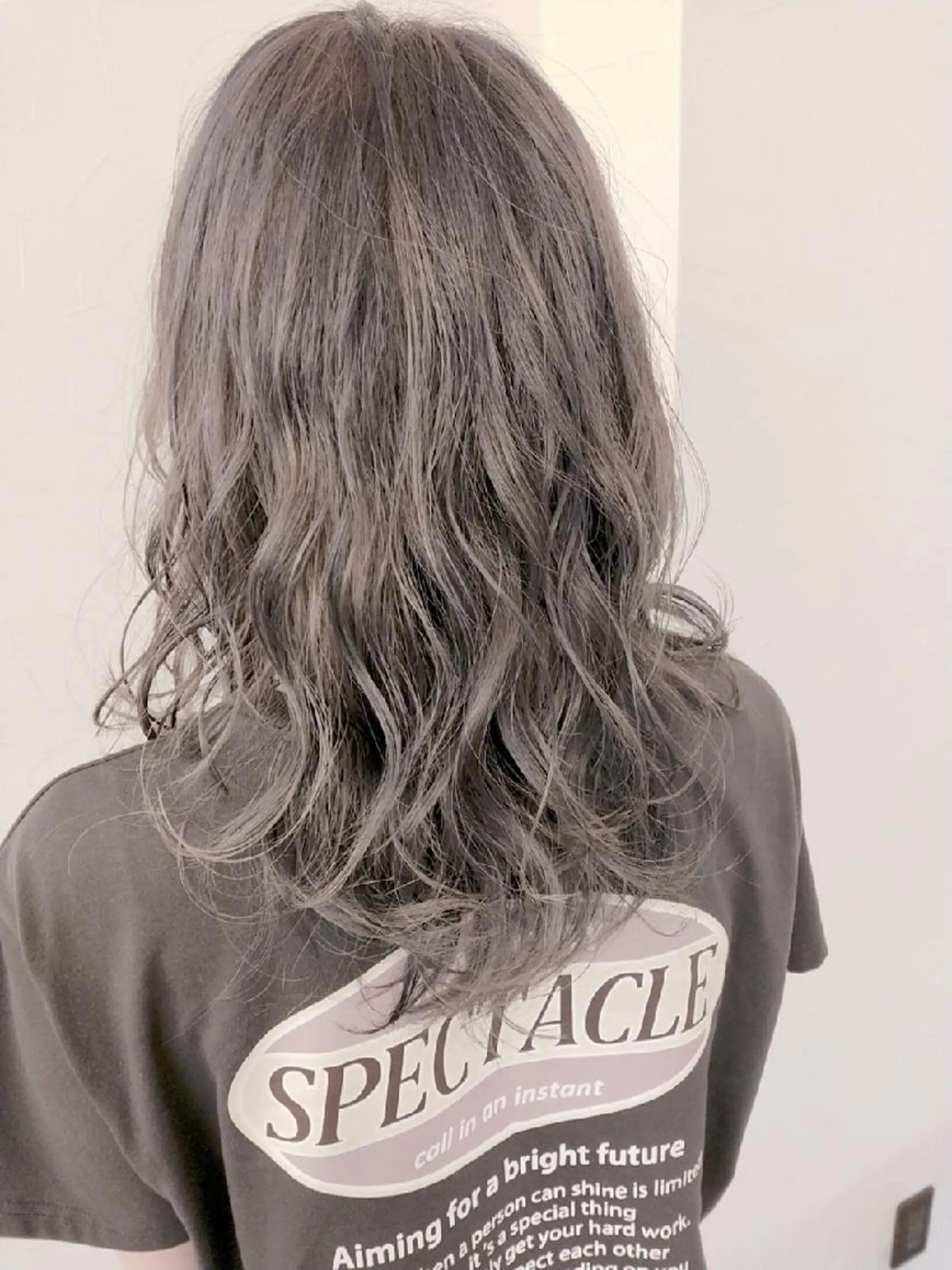 セミロング カラー アディクシーカラー バレイヤージュ ブリーチ ダブルカラー グラデーションカラー デザインカラー髪質 改善Lilithのその他イメージ