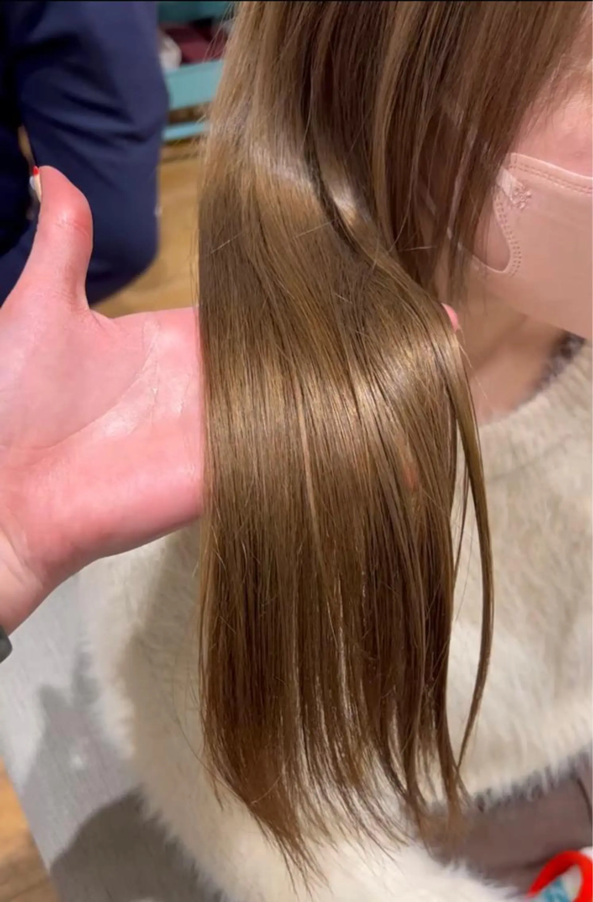 ロング ヘアカラー トリートメント ハイトーン/ ダブルカラー/透明感のヘアスタイル