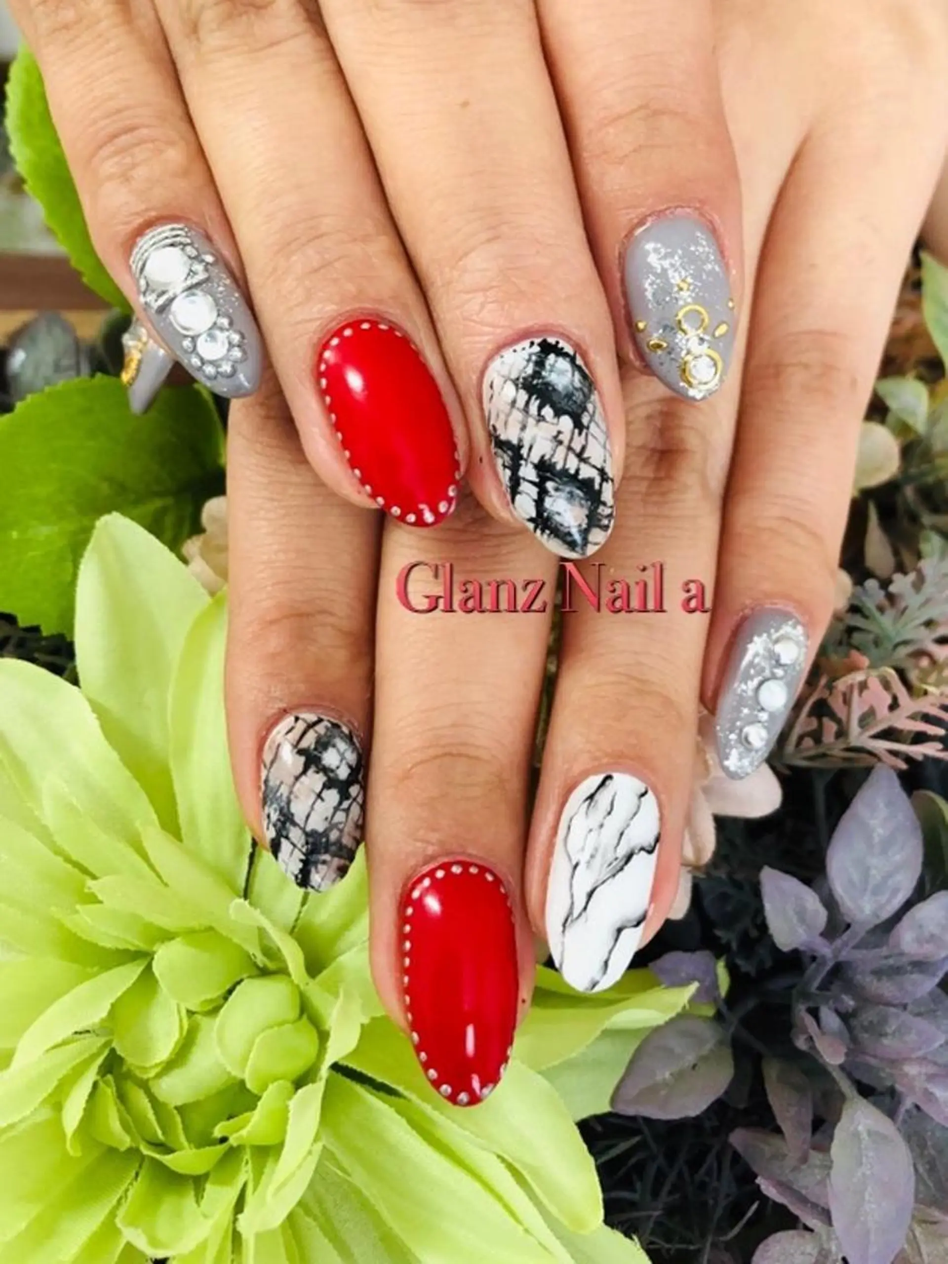 ネイル Glanz  Nail aのネイルデザイン
