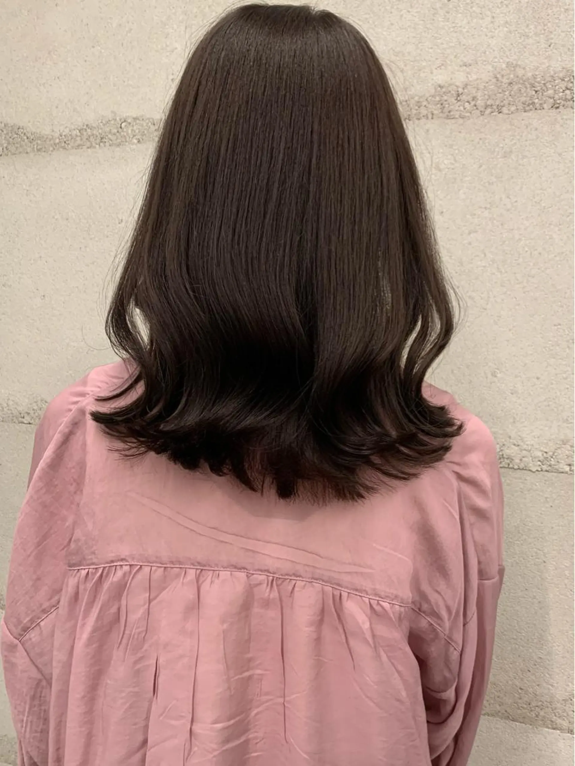 ミディアム カラー カット ヘアカラー トリートメント ヘッドスパ 透明感/オリーブ/ グレージュ/YUKAのヘアスタイル