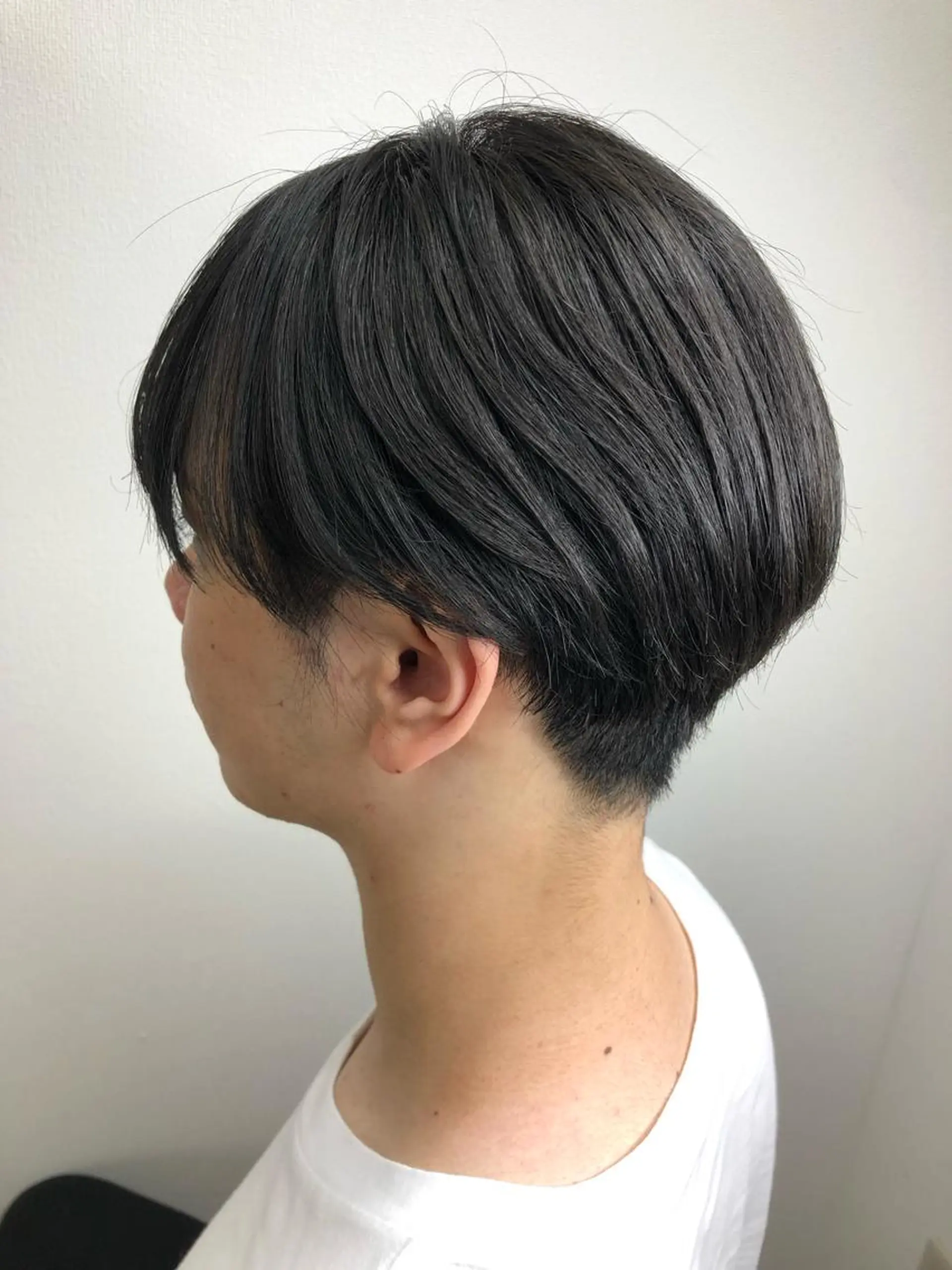 ショート 髪質改善ayame 横山諒のヘアスタイル