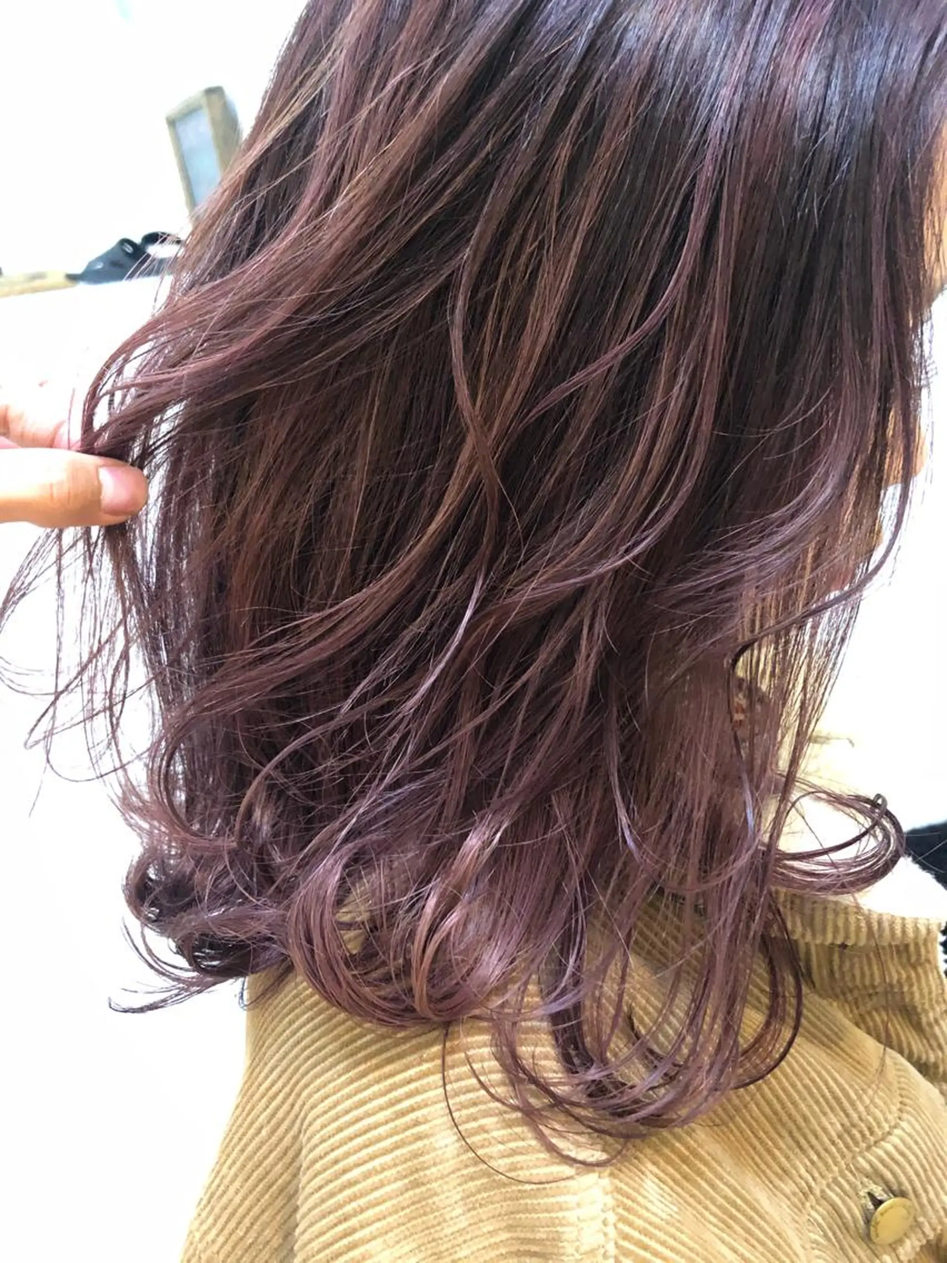 セミロング カラー ブリーチ グラデーションカラー ピンクカラー ヘアカラー 舘野 太嘉宏のヘアスタイル