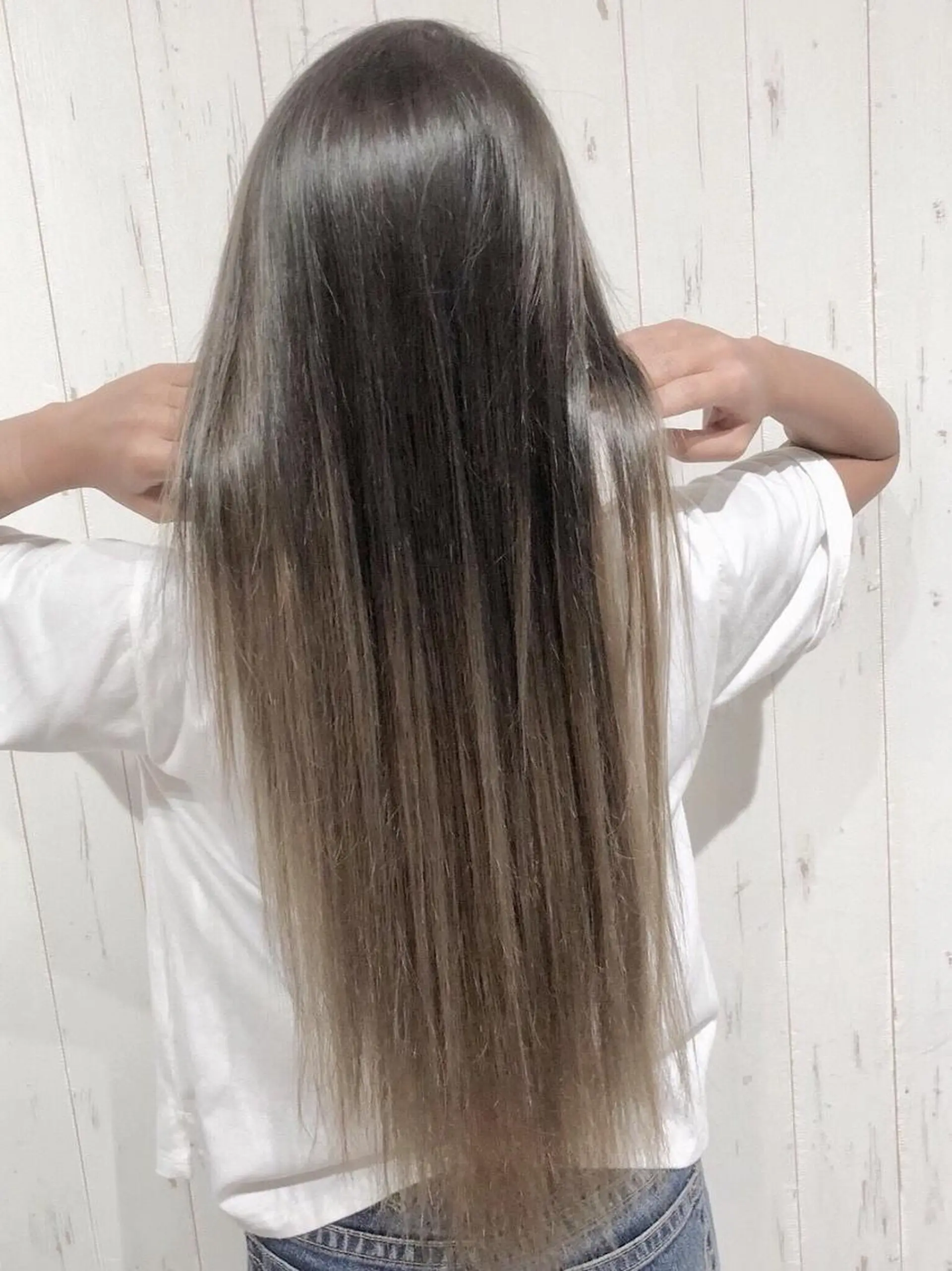 ロング カラー パーマ ヘアアレンジ Device ディバイスのヘアスタイル