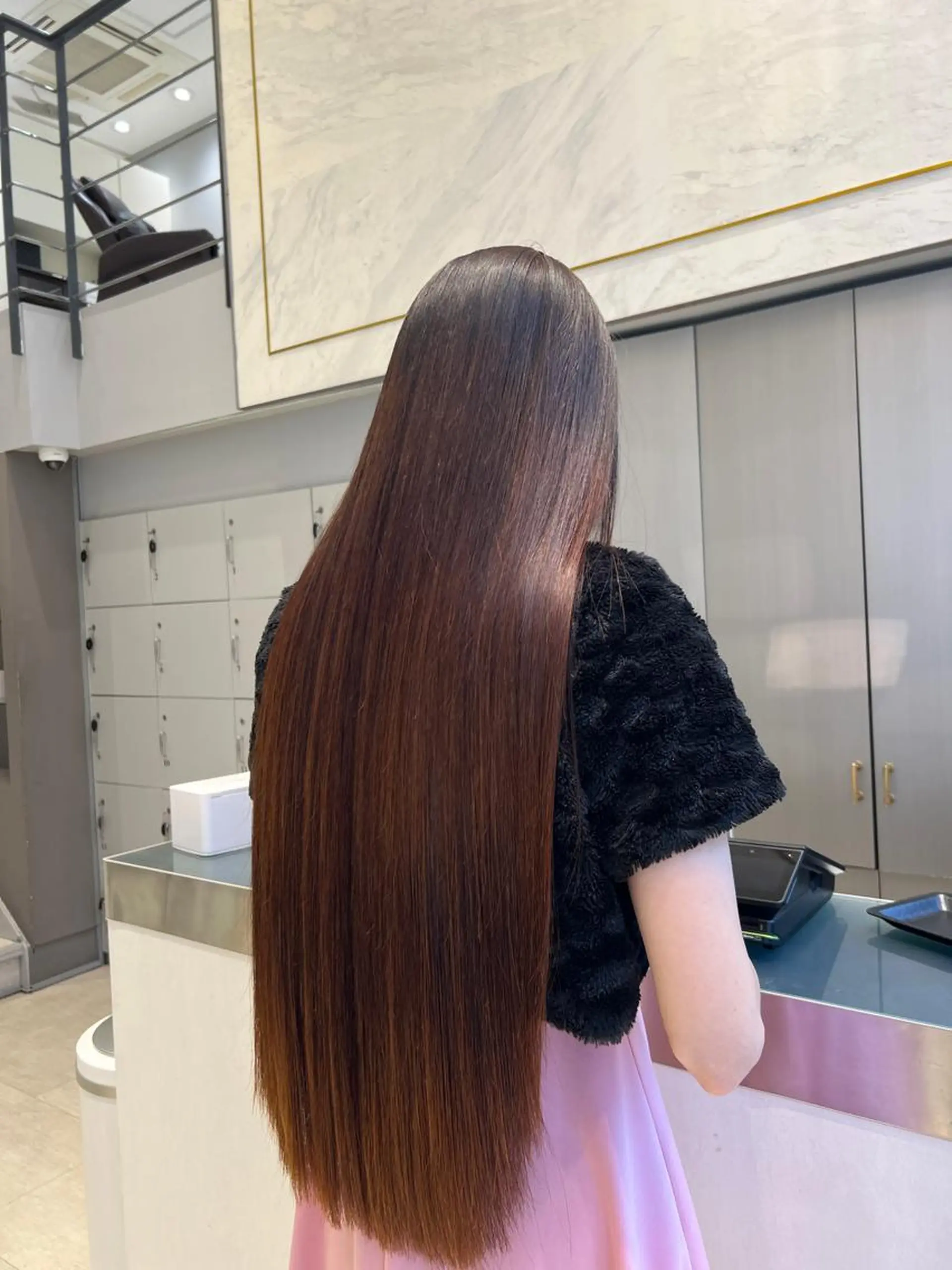 ロング トリートメント 酸熱トリートメント ヘアカラー 縮毛矯正 トリートメント 李 文のヘアスタイル