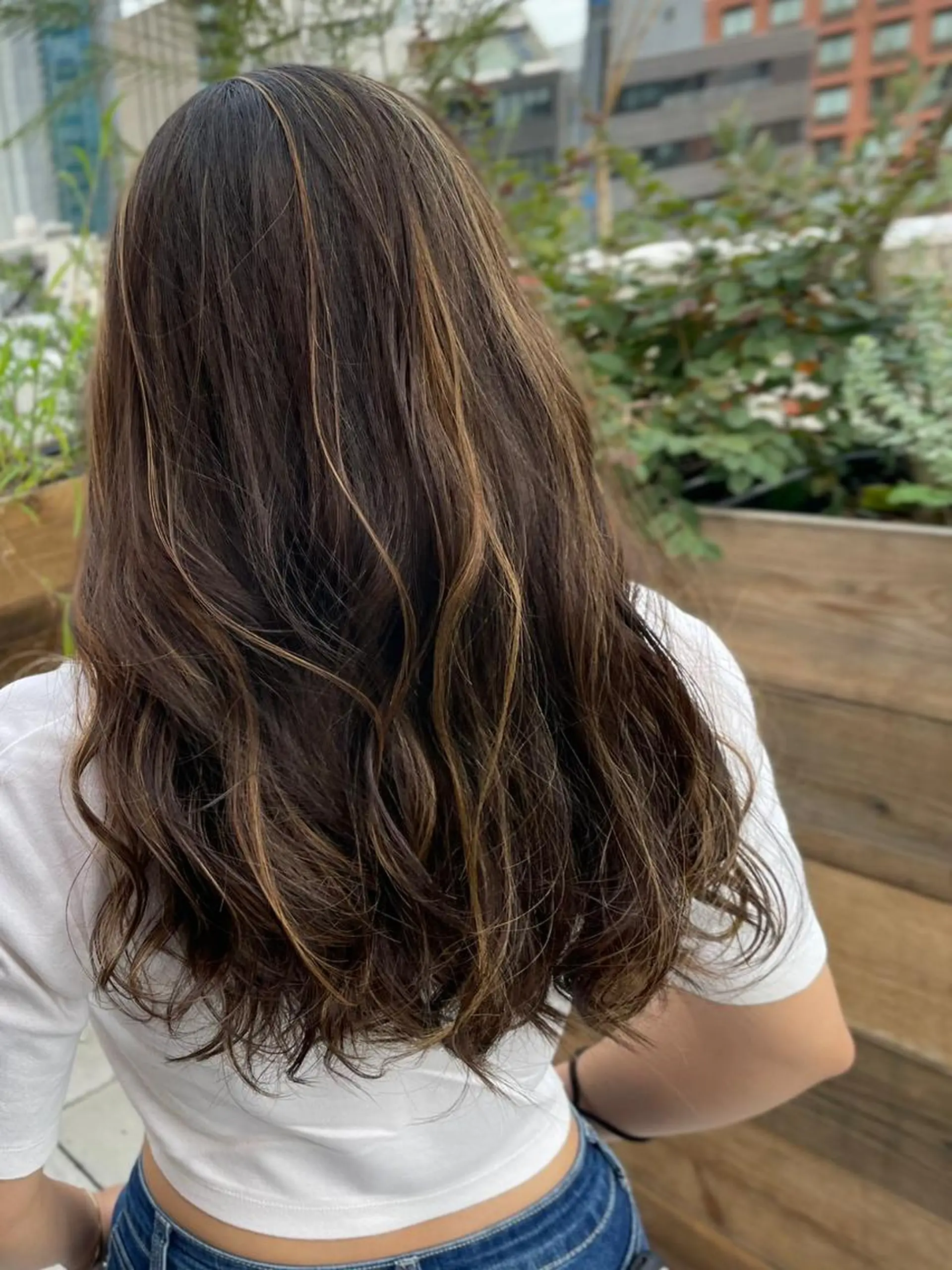 ロング カラー ダブルカラー ハイライトカラー イルミナカラー ハイライト 髪質改善 カット ヘアカラー トリートメント N° 秋田店【ナンバー】のヘアスタイル