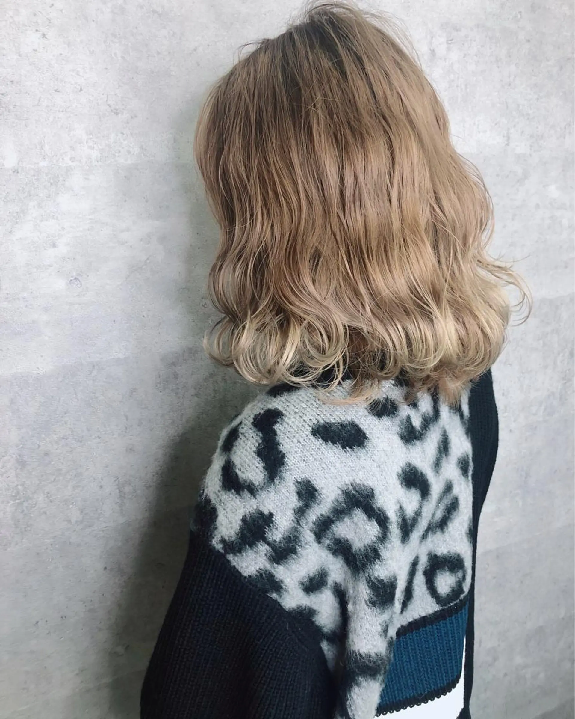 ミディアム カラー 髪質改善 中川 翔のヘアスタイル